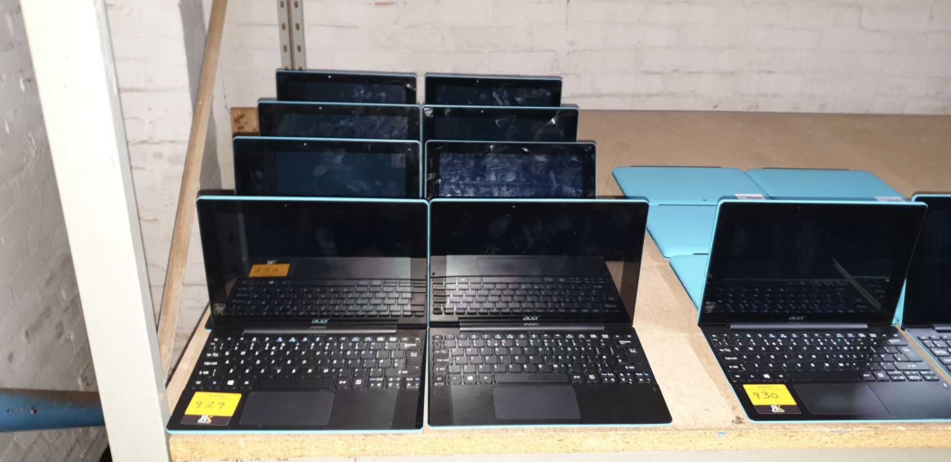 8 off Acer Switch 10E Atom computers with touchscreen displays & detachable keyboards. No power pack