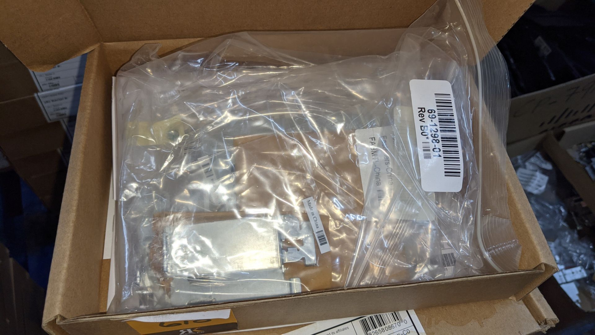 11 off Cisco Air Fixing kits model AIR-AP1130. All appear to be new & unused in Cisco branded boxes - Image 3 of 4