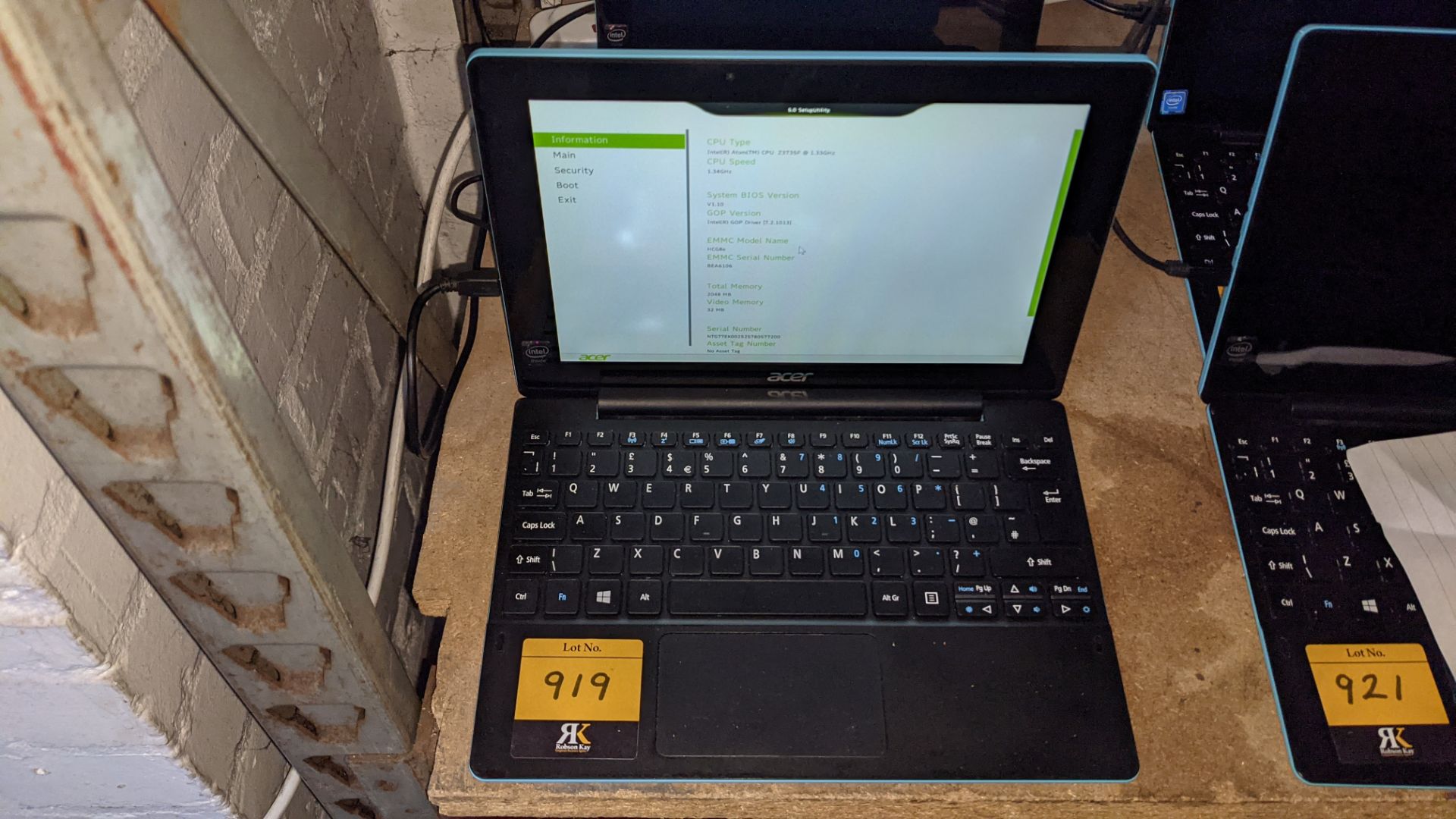 Acer notebook comprising touchscreen tablet and detachable keyboard Aspire Switch 10 E, Atom Z3735F - Image 2 of 13