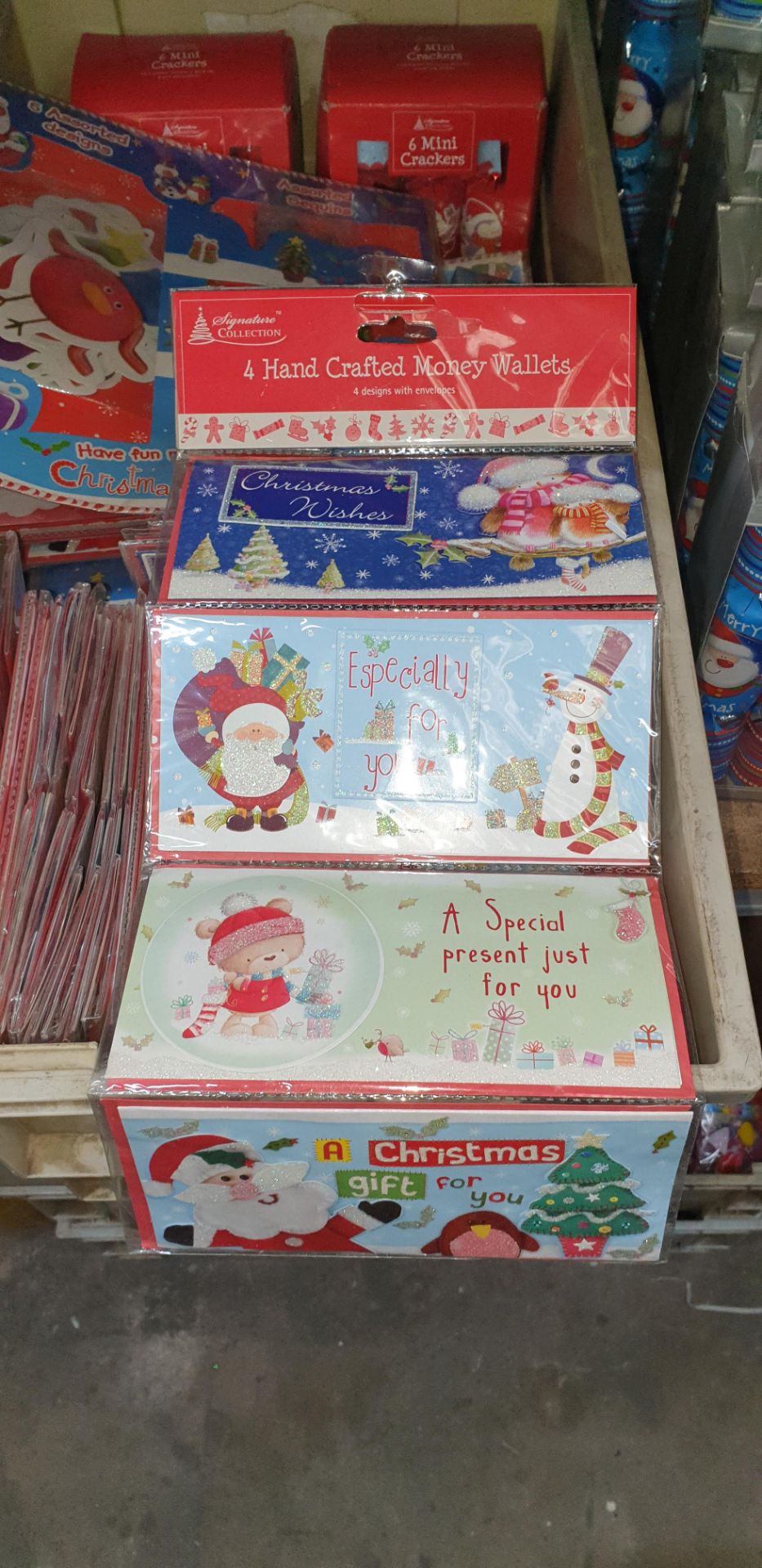 Contents of a crate of Christmas gift tags, mini crackers & other Christmas related items - crate ex - Image 3 of 5