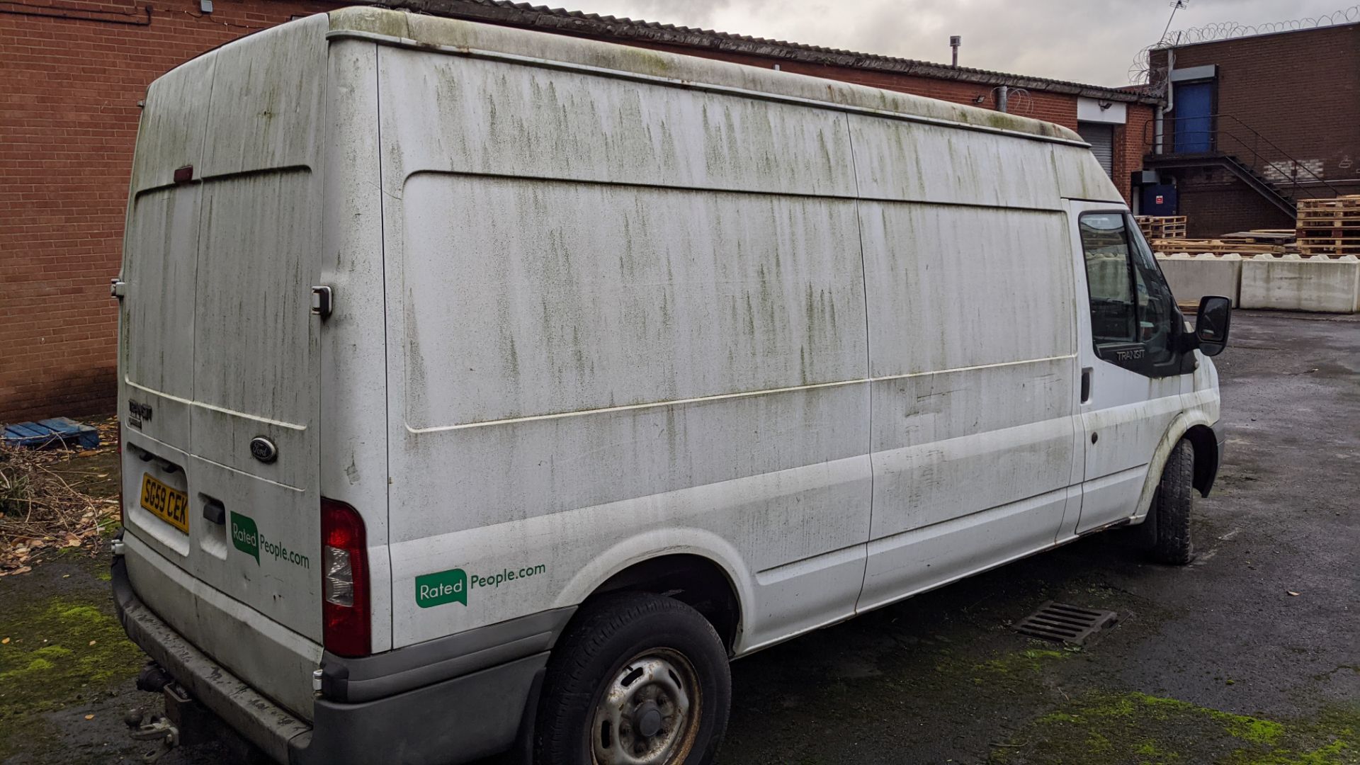 SG59 CEK Ford Transit 100 T350L RWD panel van, 2402cc diesel engine. Colour: White. First registered - Image 12 of 21