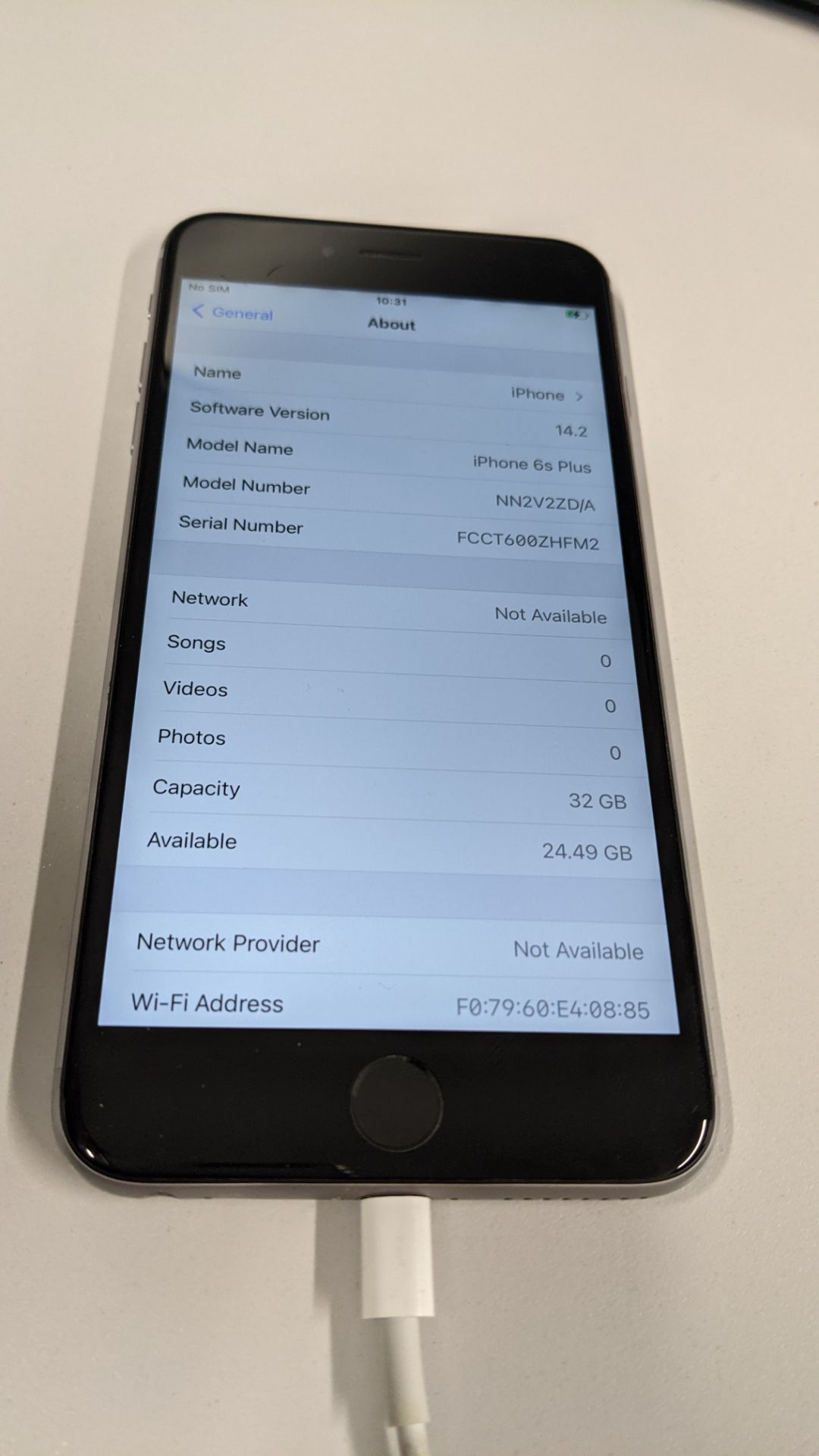 Apple iPhone 6s Plus (32 Gb) in space grey - Image 31 of 38
