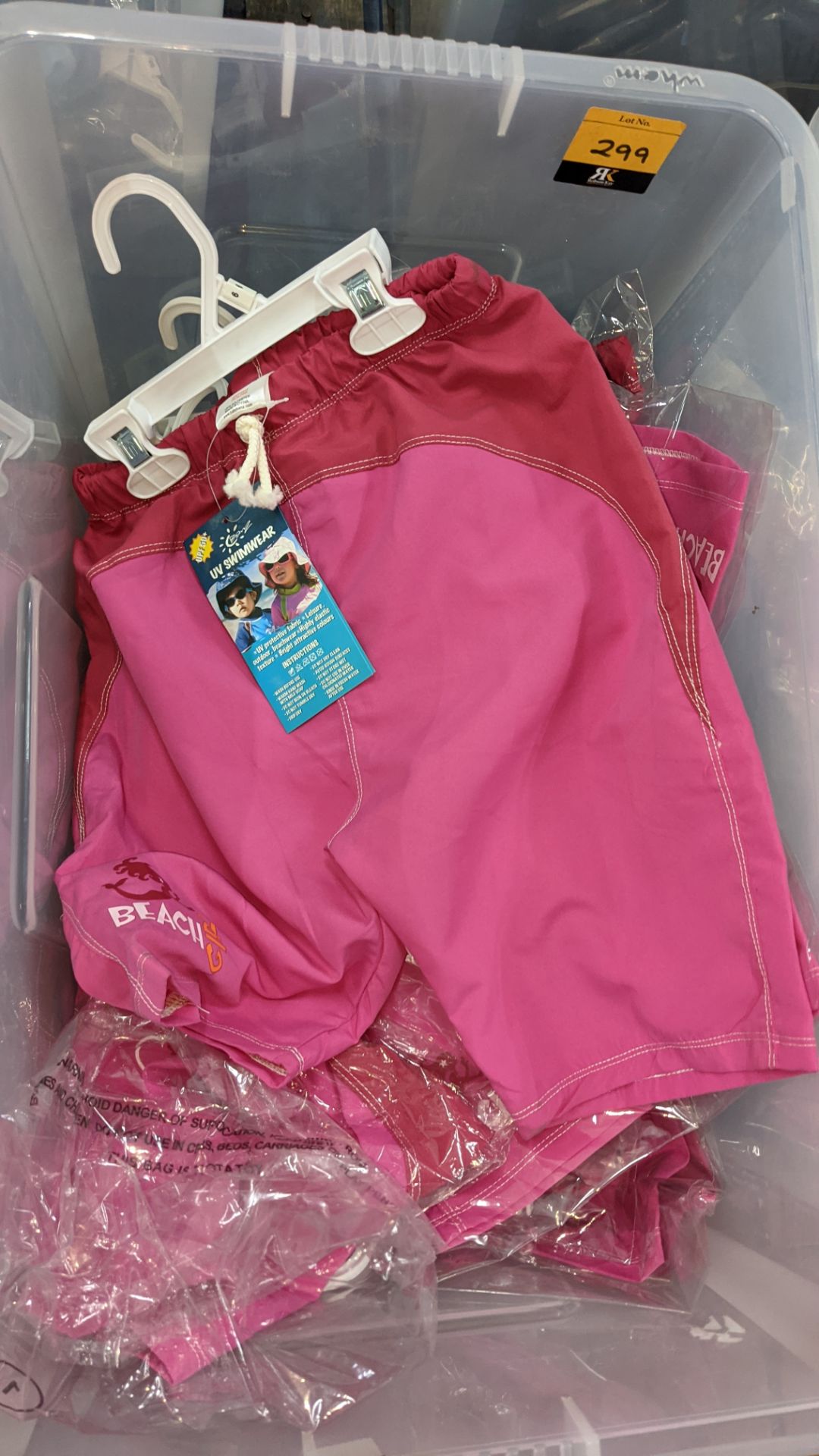 Approx. 28 off Banz UV protective children's shorts in assorted sizes - Image 3 of 4