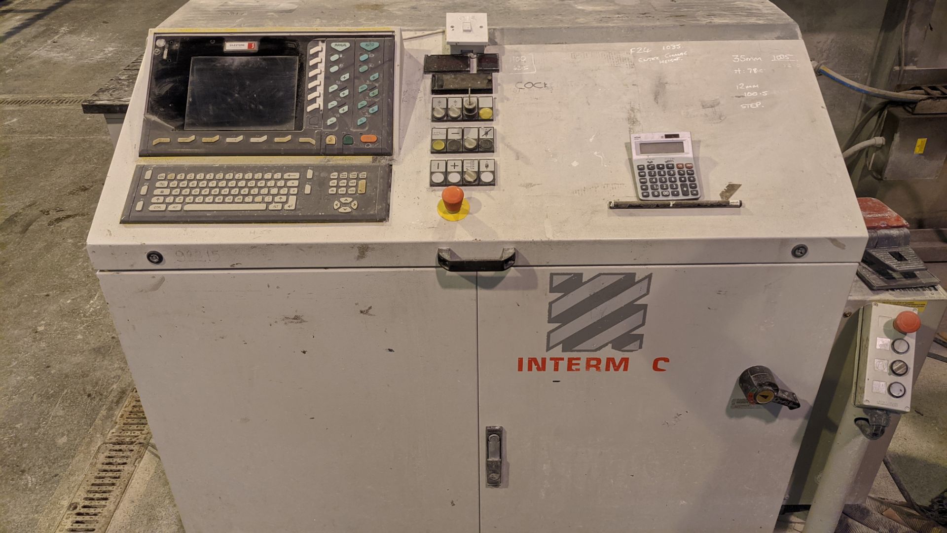 2001/2 Marmo Intermac jet CNC cutting machine with Marmo KUR0502 cab control panel & tooling, serial - Image 12 of 28