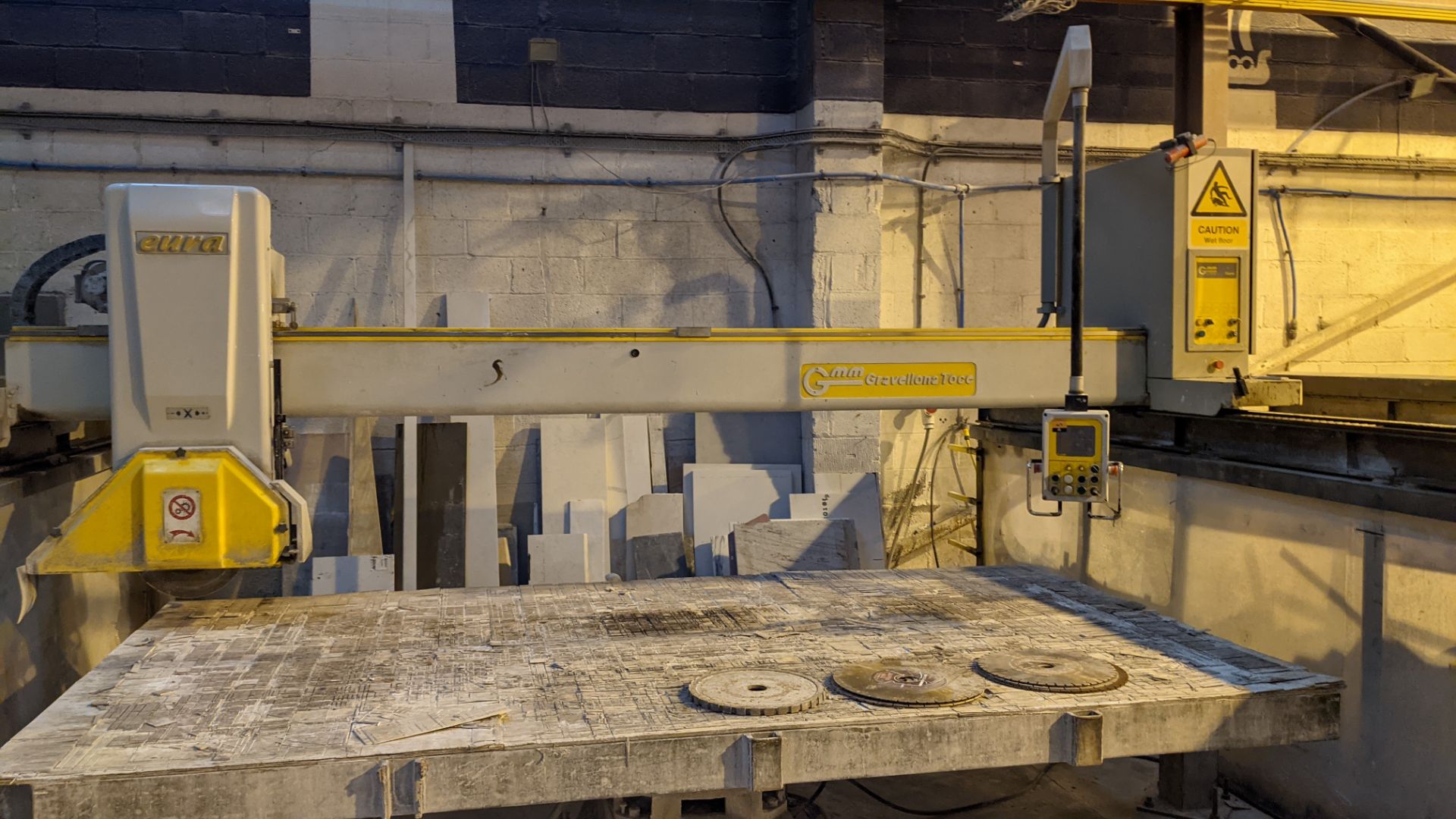 2005 Marmo Gravellona Eura 35TS mitre cut bridge saw with laser line, serial no. 2309. Includes cont - Image 22 of 25