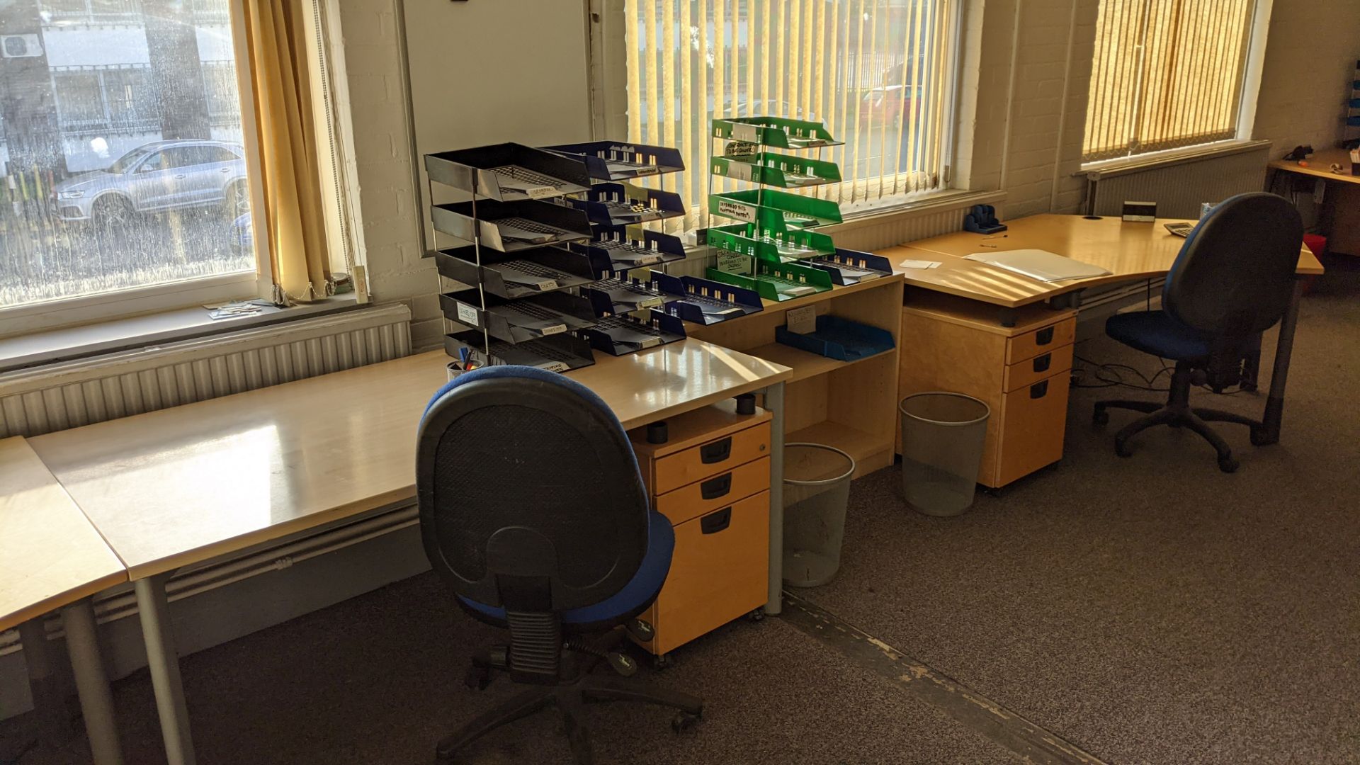 The furniture contents of a large open plan office. This lot effectively comprises all freestanding - Image 3 of 20