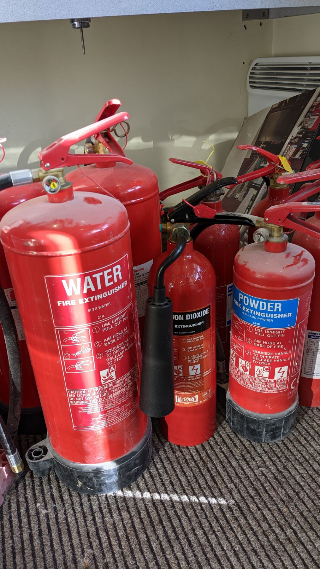 Approx. 12 fire extinguishers - Image 6 of 8