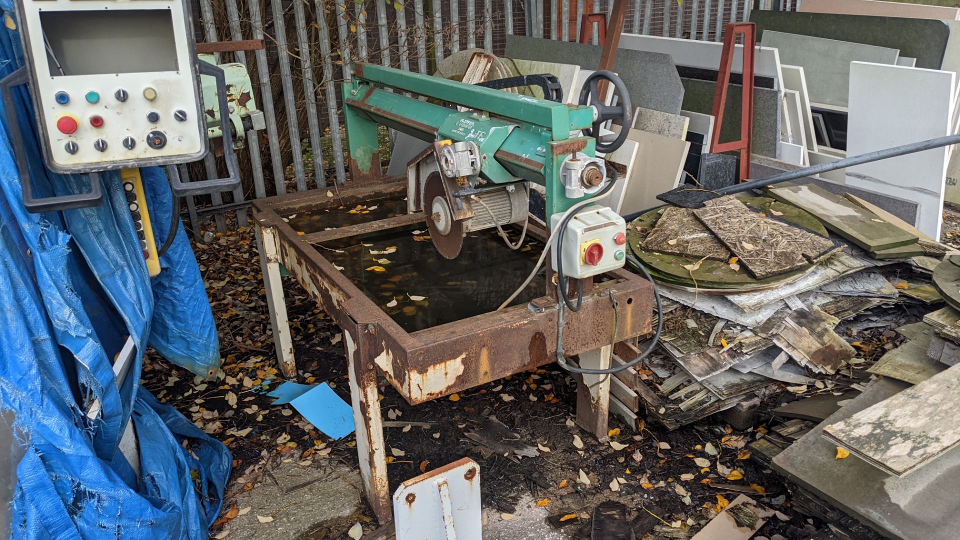 Quantity of machines in corner of yard including Cobalm model D15 6PM 3m CNC bridge saw, Marmo Mecca - Image 10 of 53