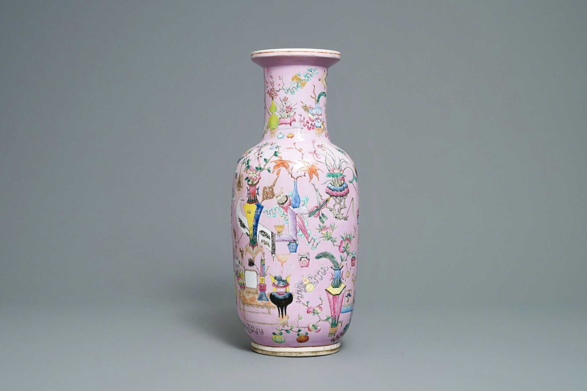 A Chinese famille rose pink-ground rouleau vase, 19th C. - Image 2 of 7