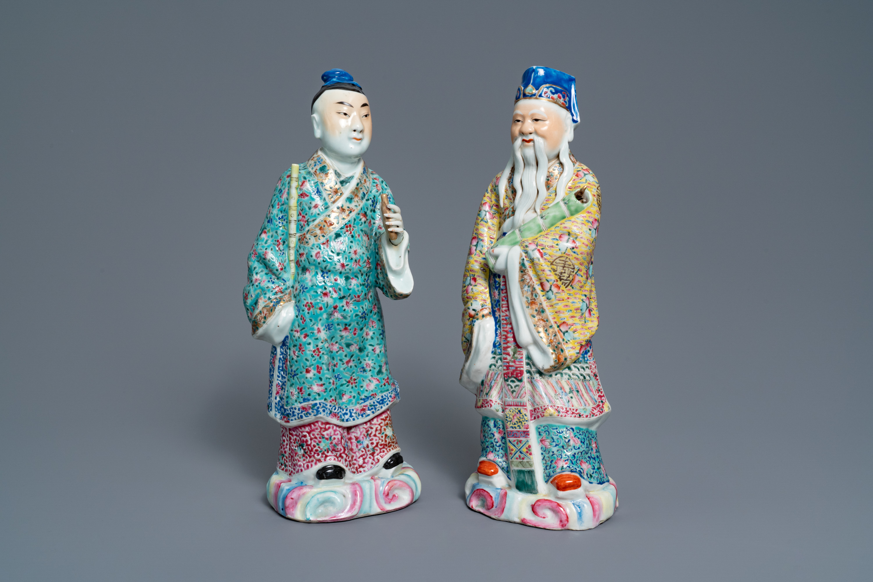 Two Chinese famille rose figures of immortals, 19/20th C. - Image 2 of 8