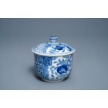 A Chinese blue and white Vietnamese market 'Bleu de Hue' bowl and cover, 19th C.