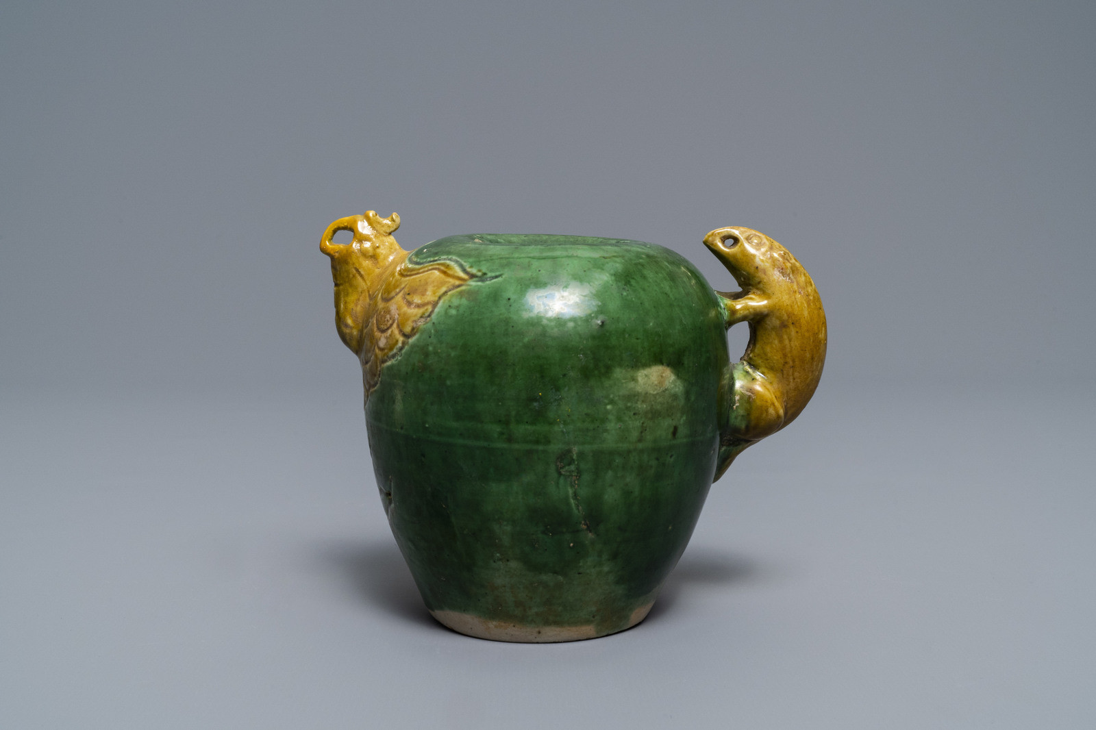 A Chinese verte biscuit 'phoenix' water dropper, Ming or Kangxi - Image 3 of 7
