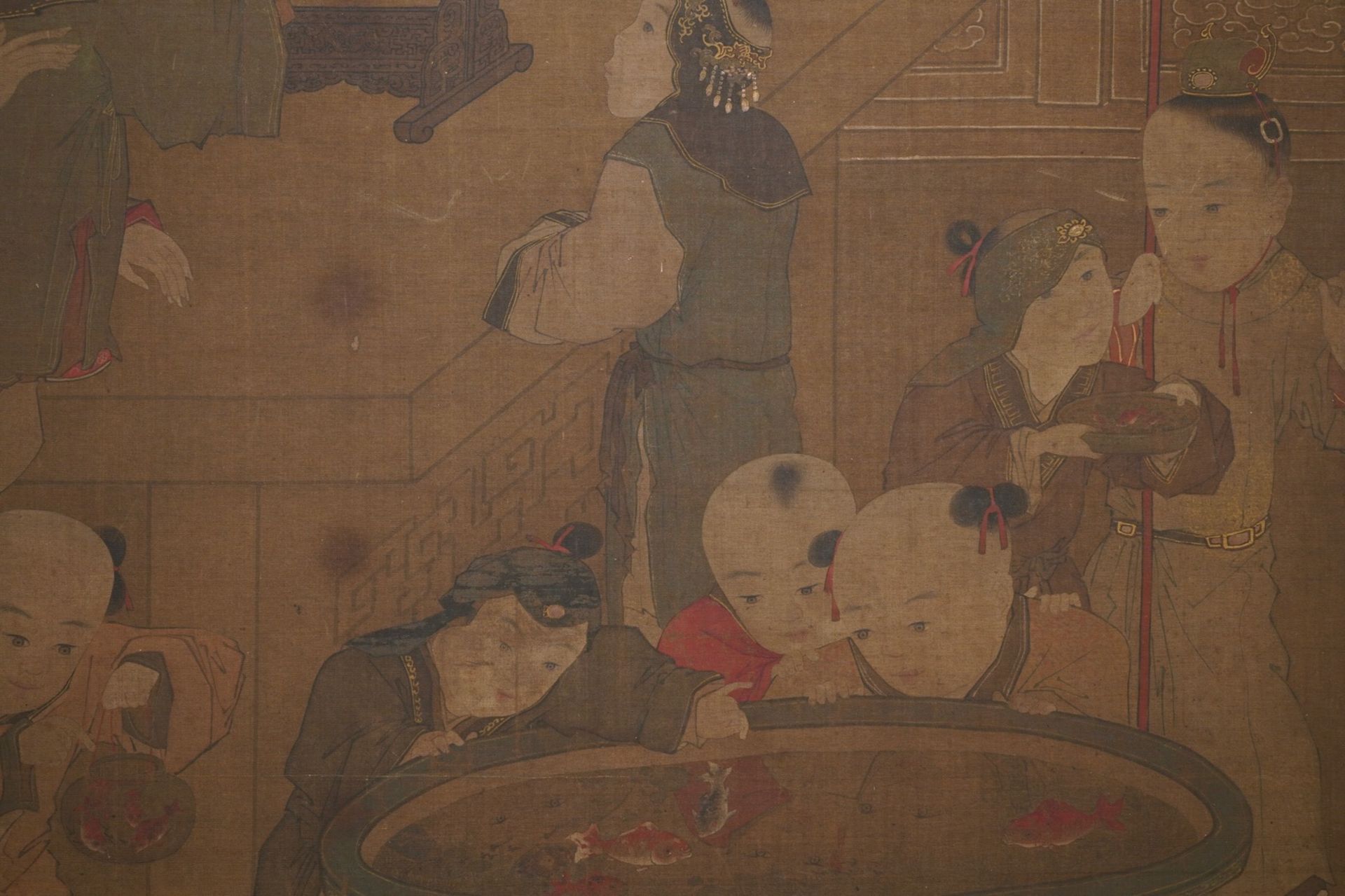 Chinese, after Su Hanchen (1094-1172), ink and colour on silk: a lady and children near a fish bowl - Image 3 of 5