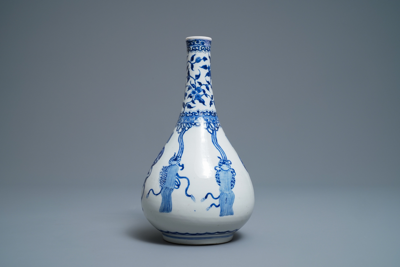 A Chinese blue and white bottle vase, Kangxi - Image 2 of 6