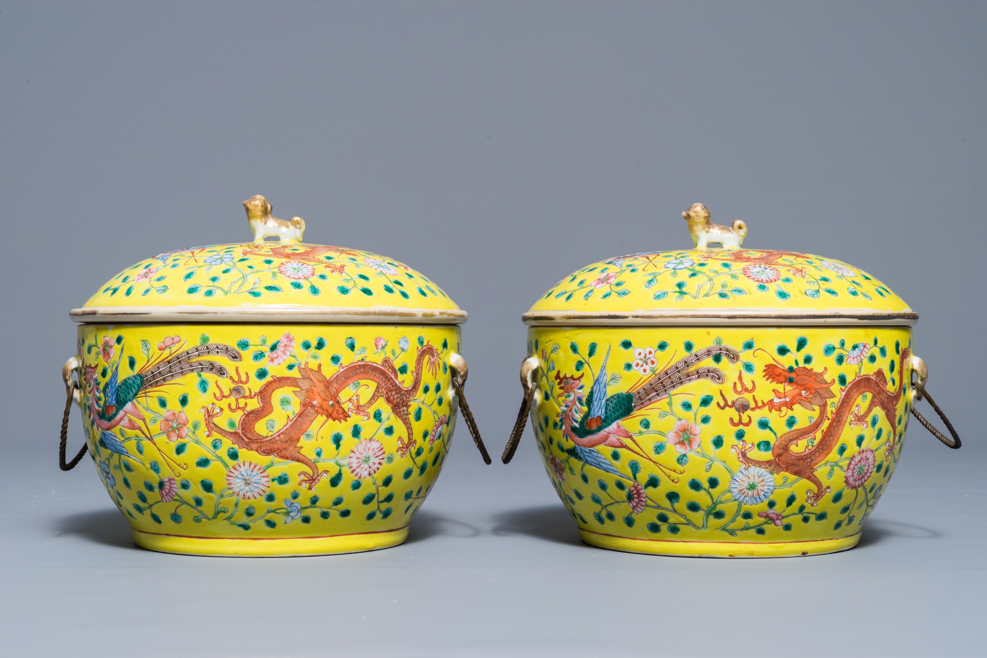 A pair of Chinese famille rose tureens and covers with dragons and phoenixes, 19th C. - Image 2 of 12