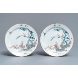 A pair of Chinese Dutch-decorated Kakiemon-style plates, Kangxi/Yongzheng