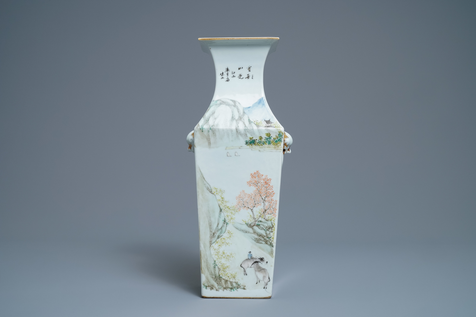 A square Chinese qianjiang cai vase with figures, 19/20th C. - Image 3 of 6