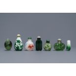 Seven Chinese green overlay snowflake and moulded green glass snuff bottles, 19/20th C.