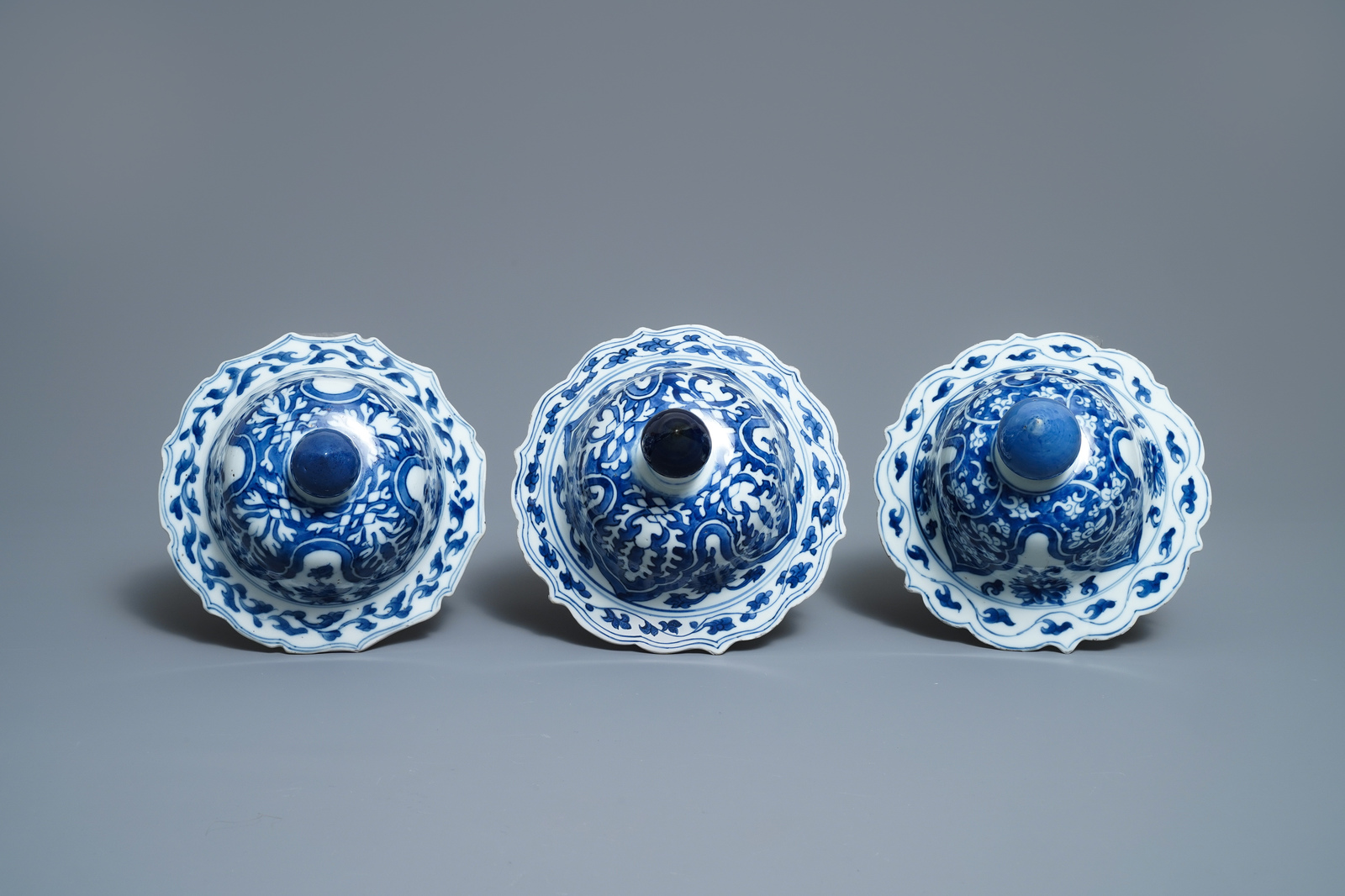 A large Chinese blue and white five-piece garniture with floral design, Kangxi - Image 7 of 10