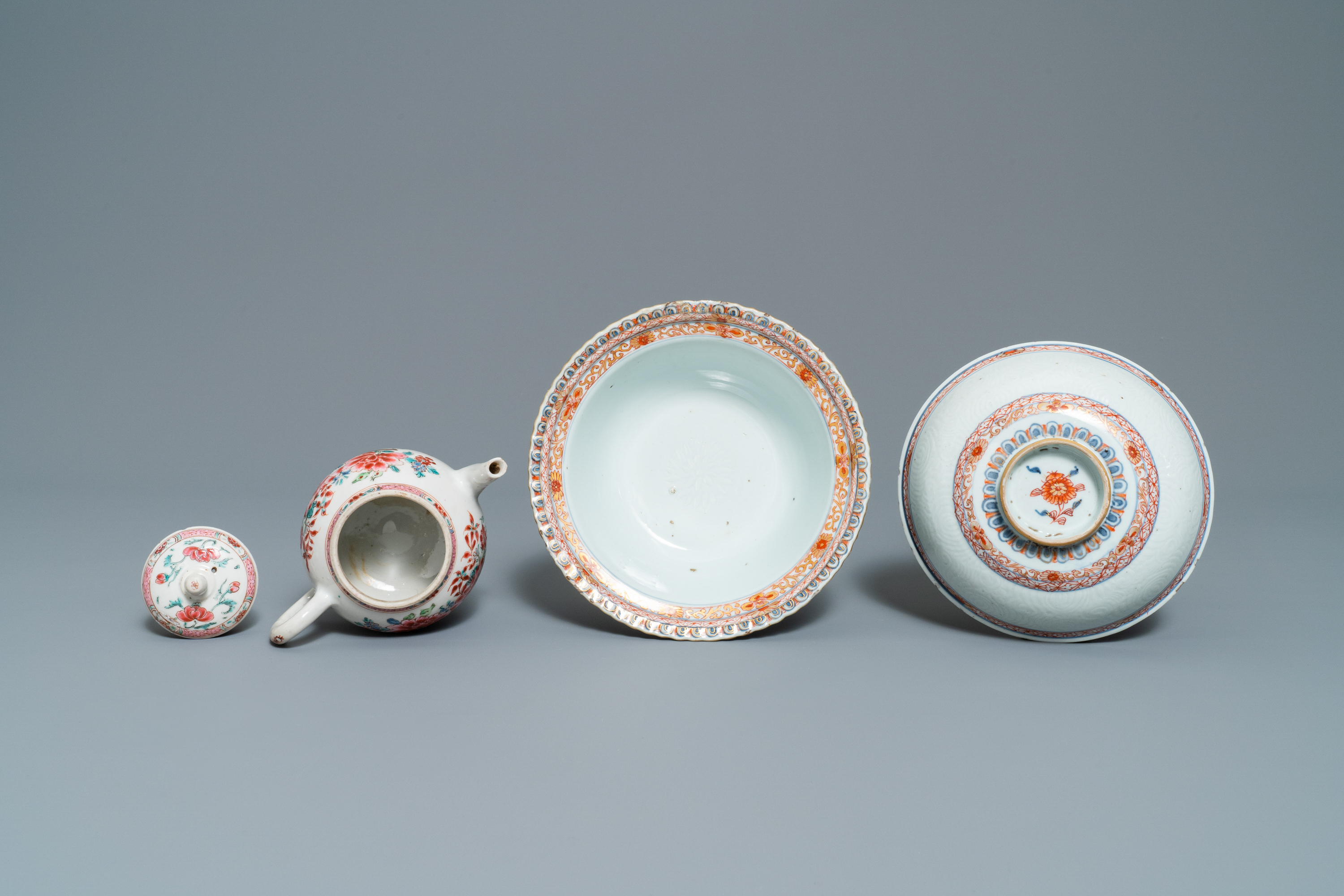 Five Chinese famille rose and iron-red wares, Kangxi/Qianlong - Image 12 of 13