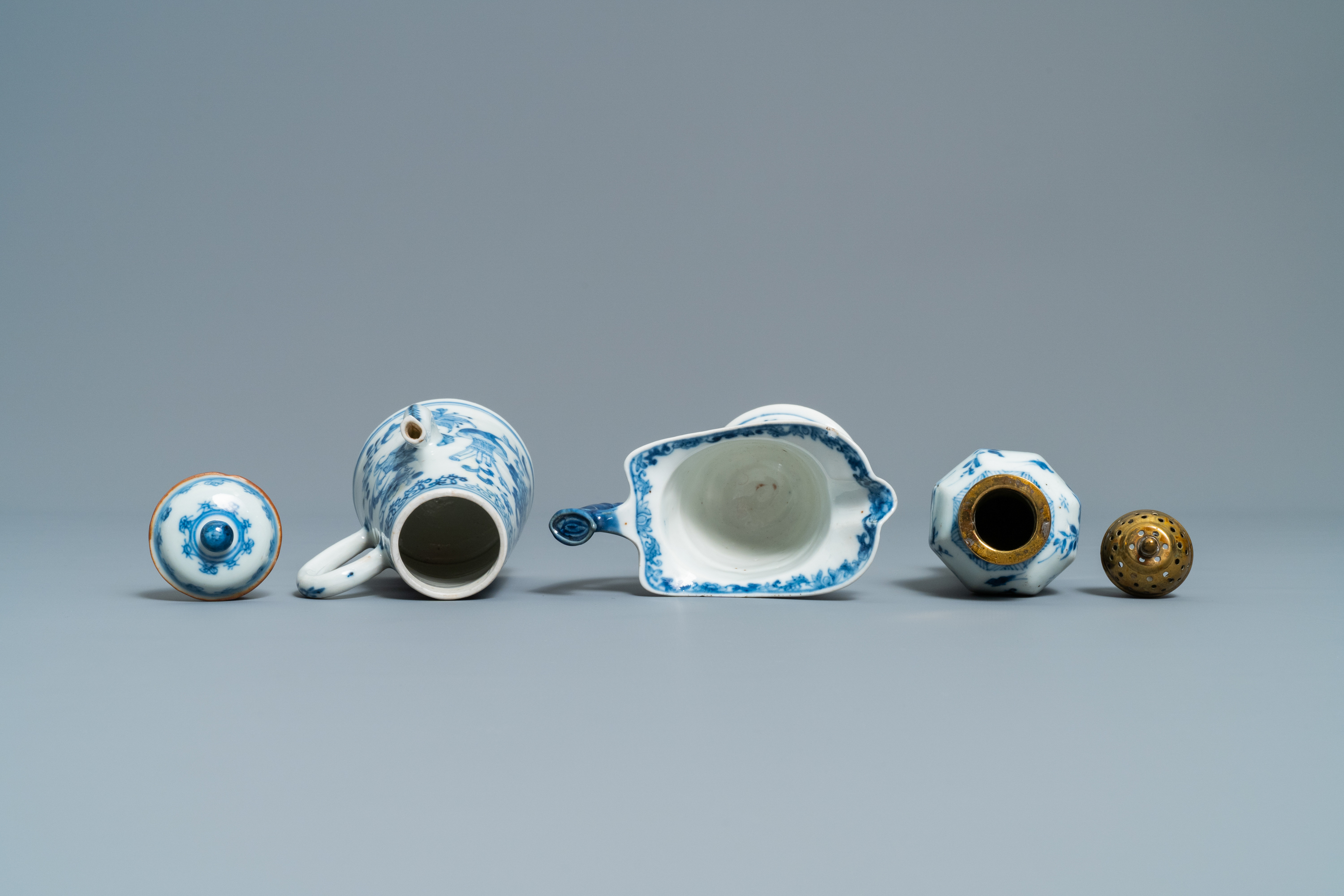 Three Chinese blue and white ewers, a teapot and a metal-mounted vase, Kangxi/Qianlong - Image 6 of 18