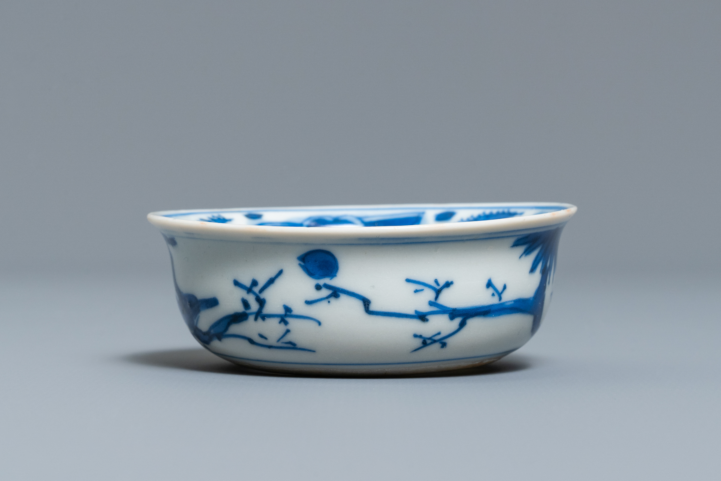 A rare deep Chinese blue and white kraak porcelain bowl with 'egret' mark, Wanli - Image 5 of 7