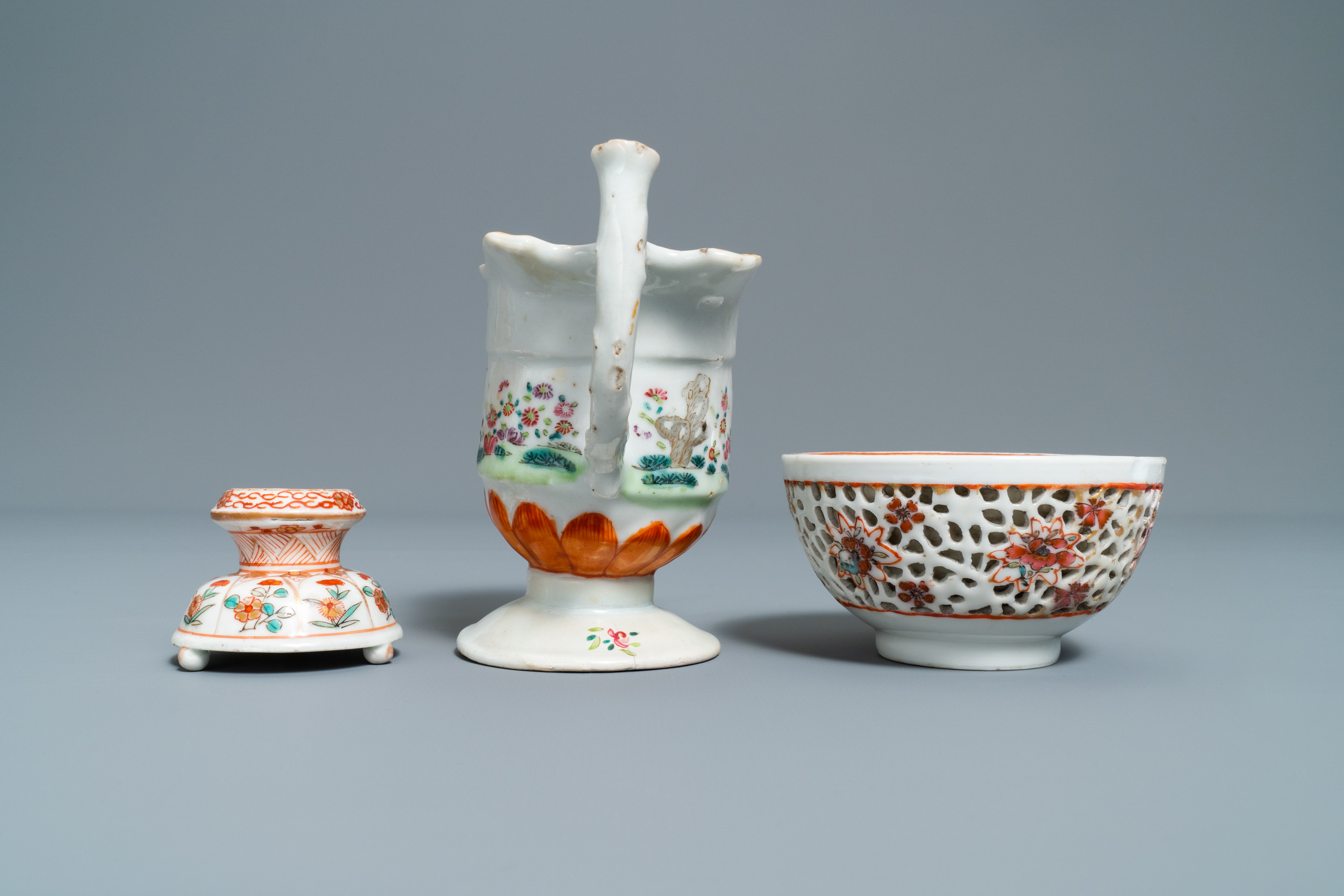 Five Chinese famille rose and iron-red wares, Kangxi/Qianlong - Image 5 of 13