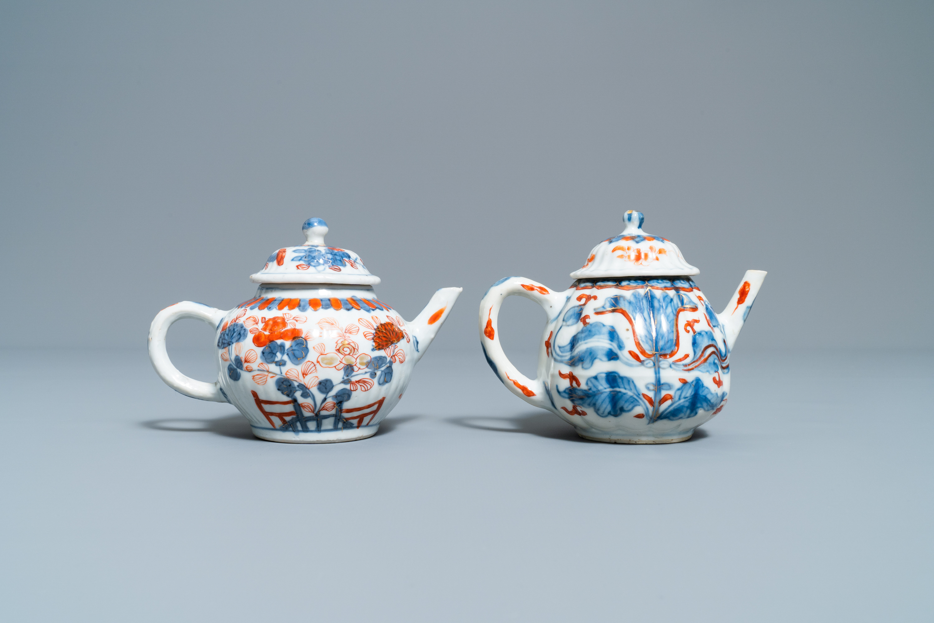 Four Chinese Imari-style teapots and covers, Kangxi - Image 2 of 13