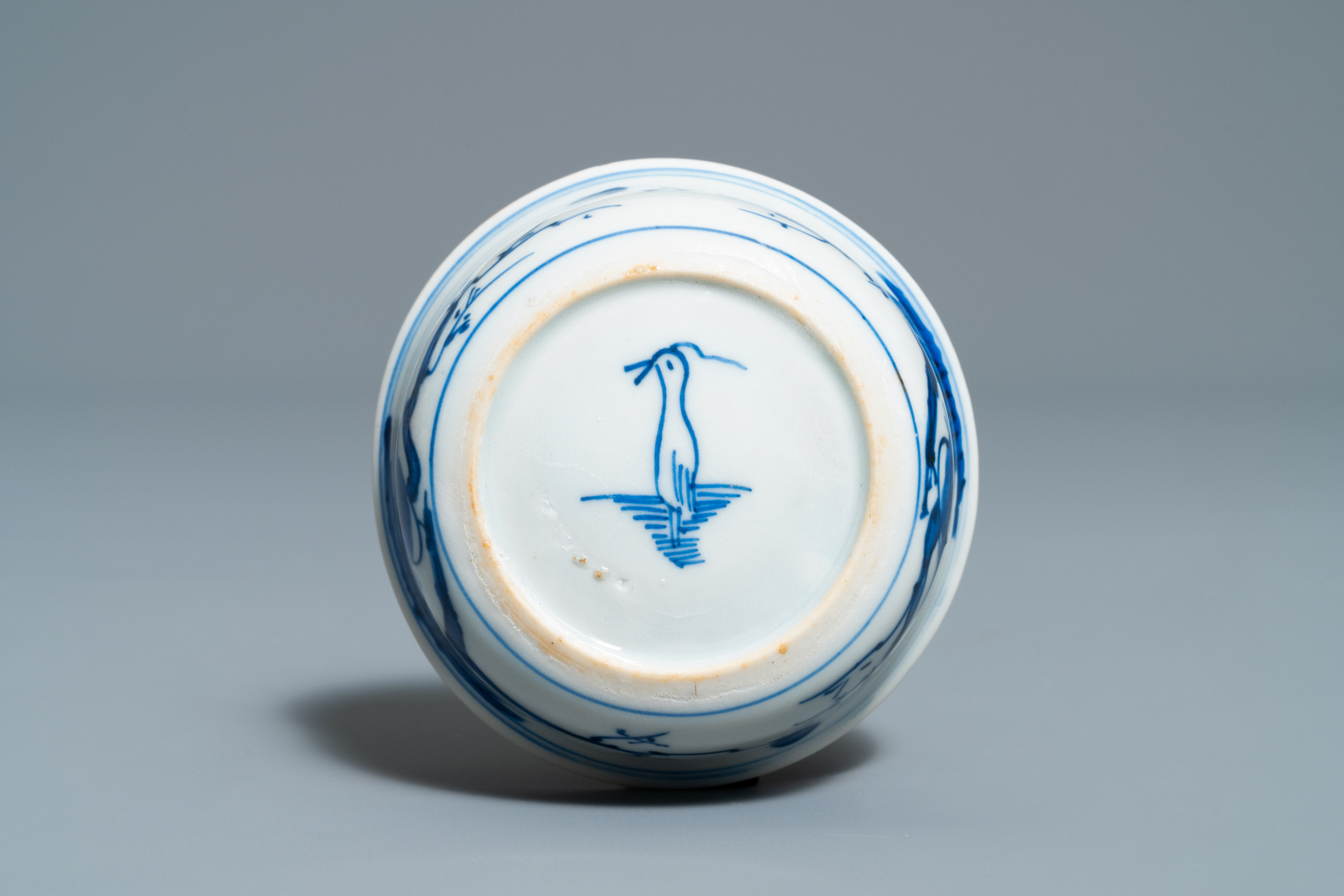 A rare deep Chinese blue and white kraak porcelain bowl with 'egret' mark, Wanli - Image 2 of 7