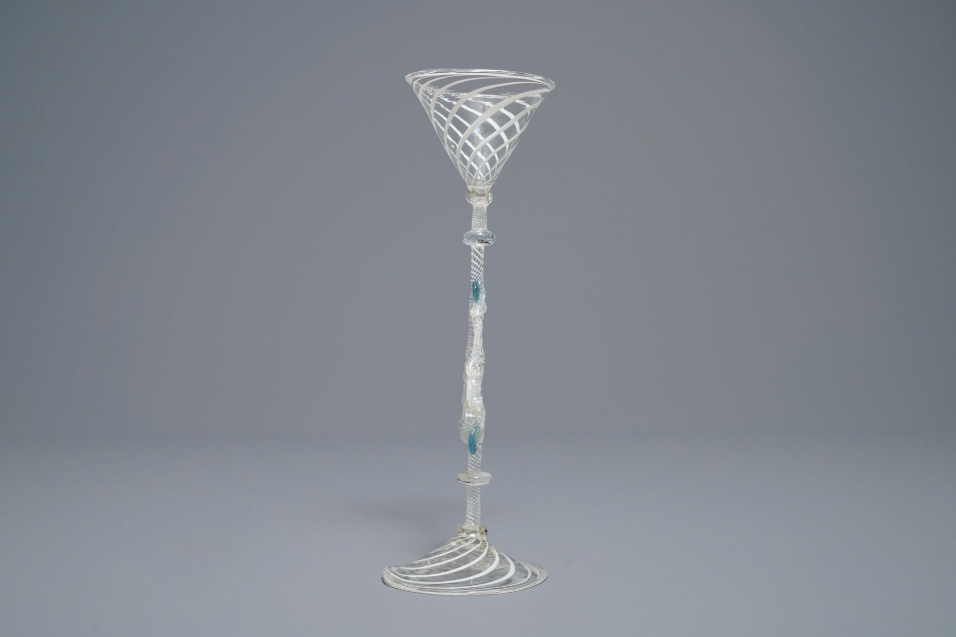 A façon de Venise winged wine glass, Italy or Holland, 18/19th C. - Image 2 of 6