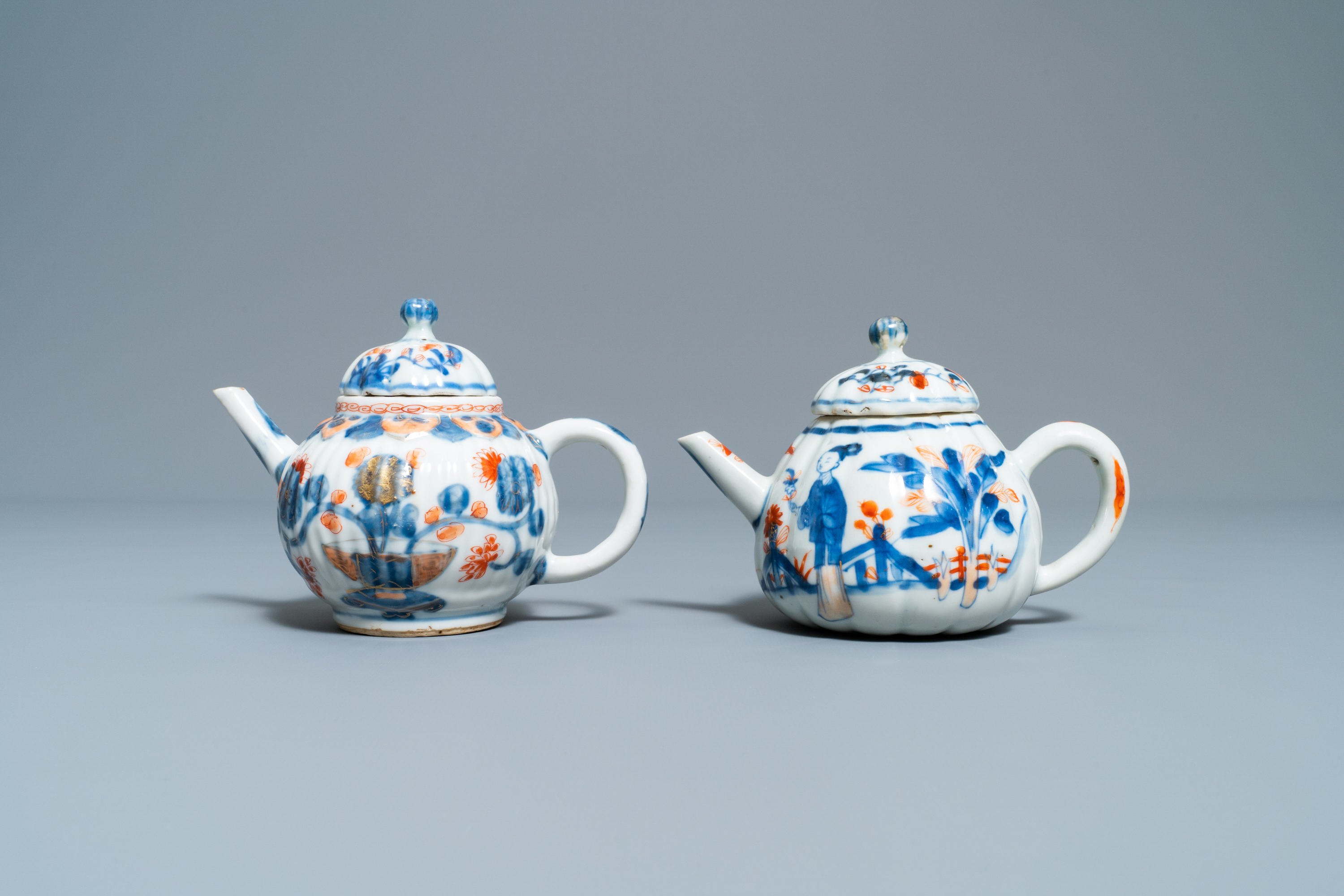 Four Chinese Imari-style teapots and covers, Kangxi - Image 10 of 13