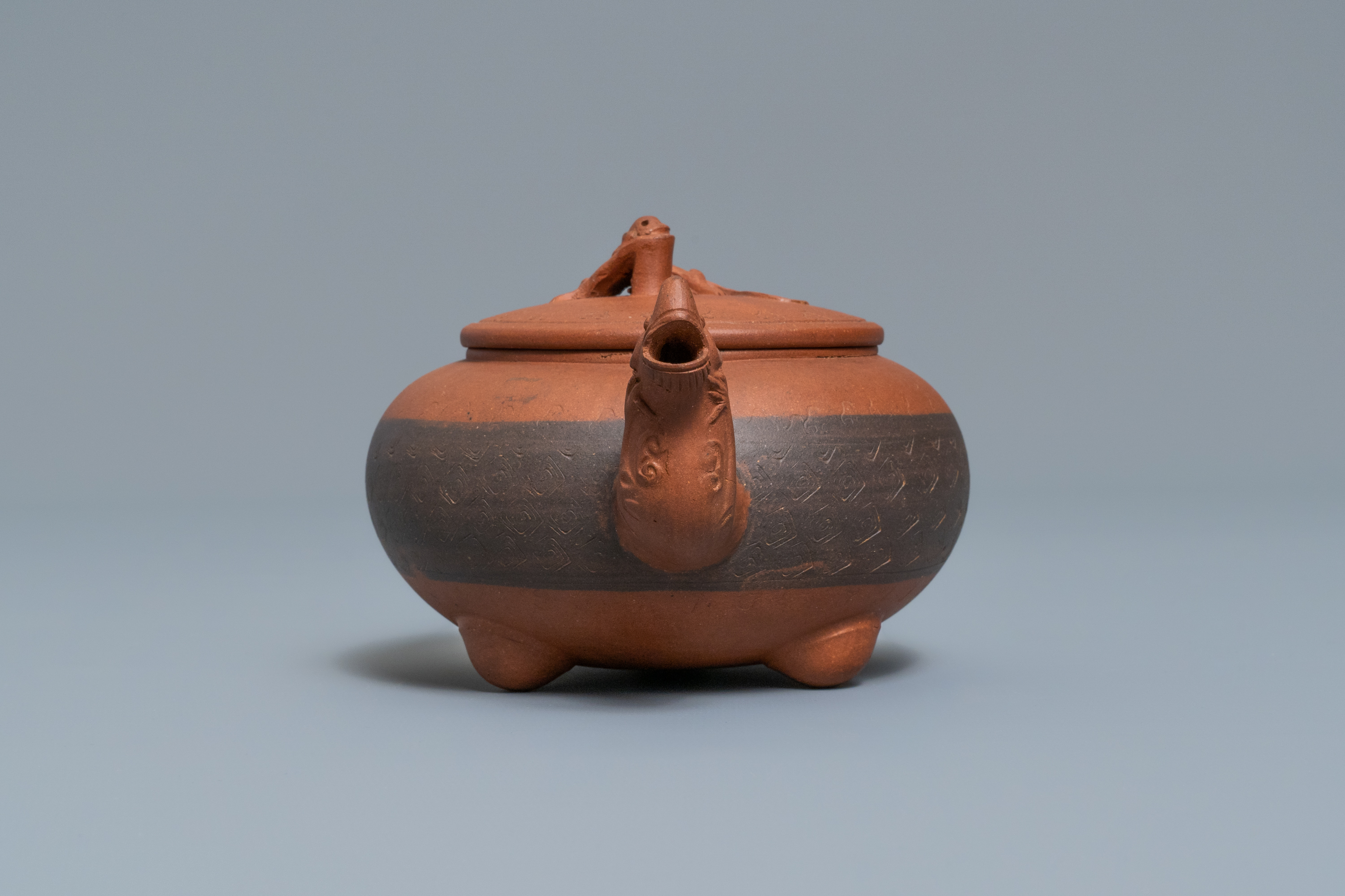 A Chinese Yixing stoneware dragon-spouted teapot and cover, impressed mark, 19/20th C. - Image 3 of 7