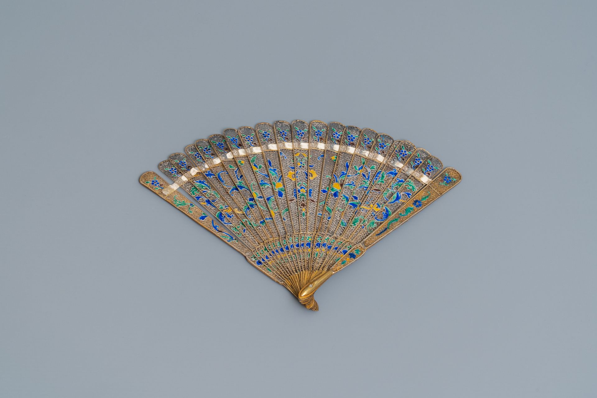 Two Chinese filigree and enamelled silver fans, 19th C. - Image 4 of 7