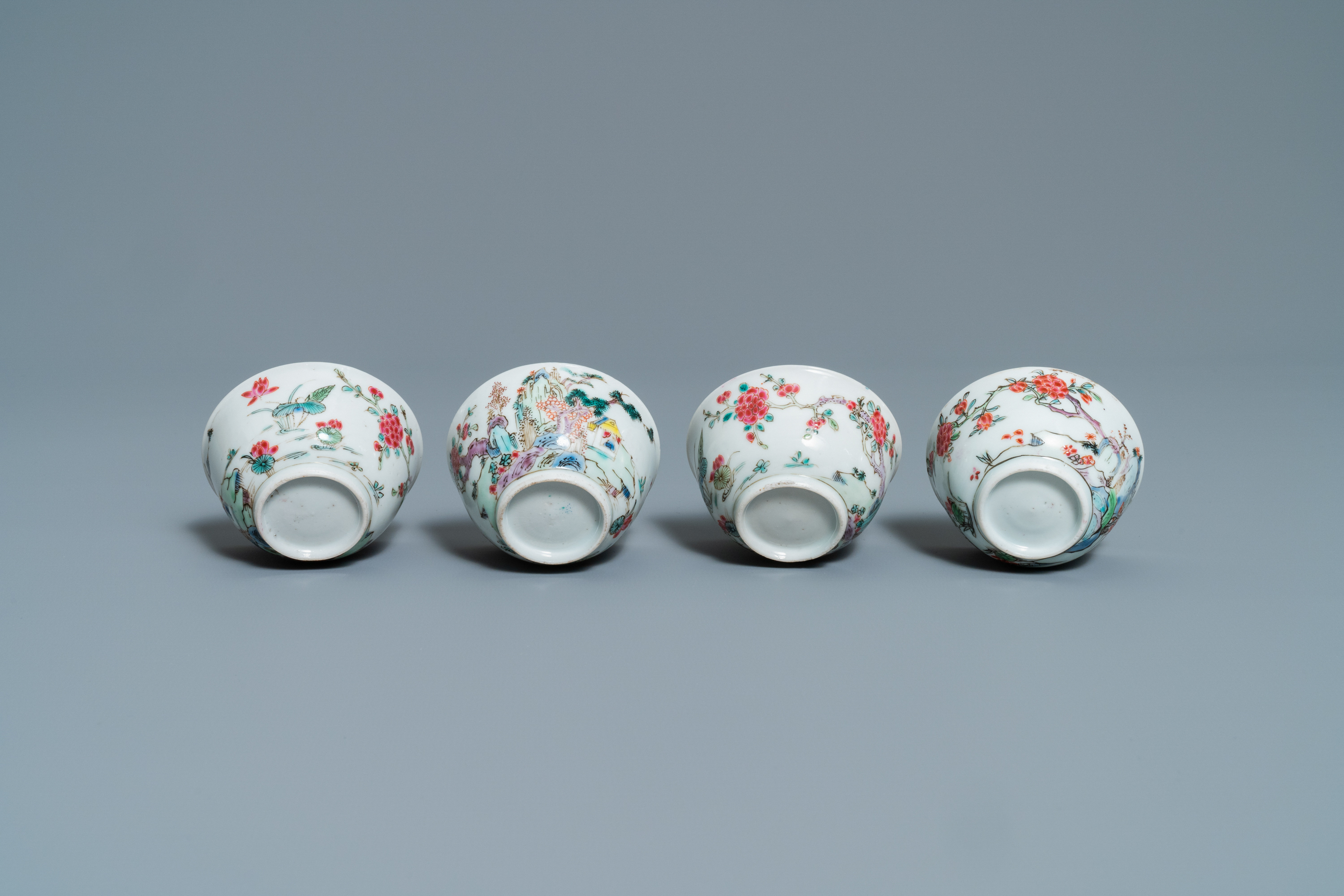 A Chinese famille rose 27-piece tea service with landscape design, Yongzheng/Qianlong - Image 21 of 33