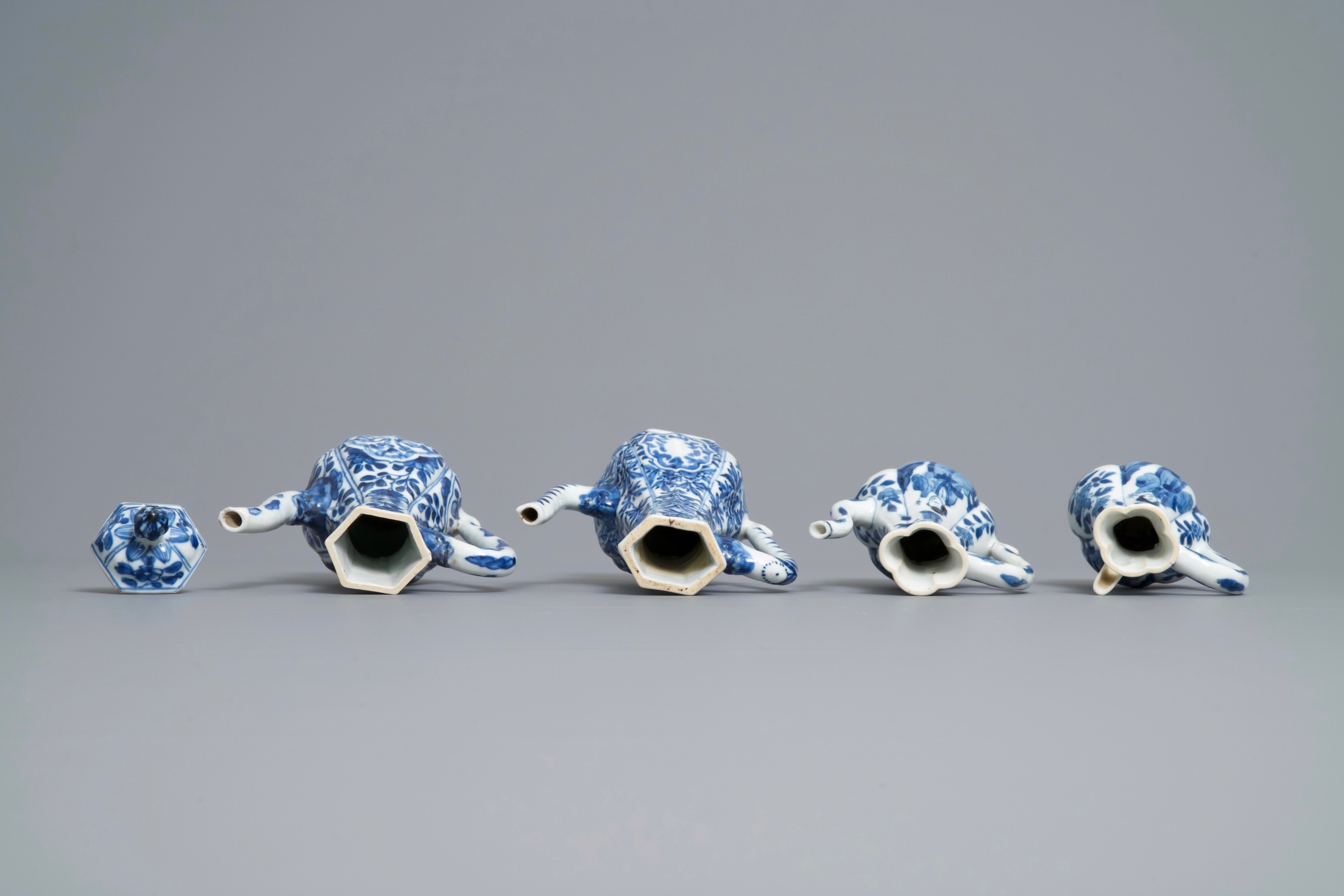 Four Chinese blue and white ewers, Kangxi - Image 6 of 7