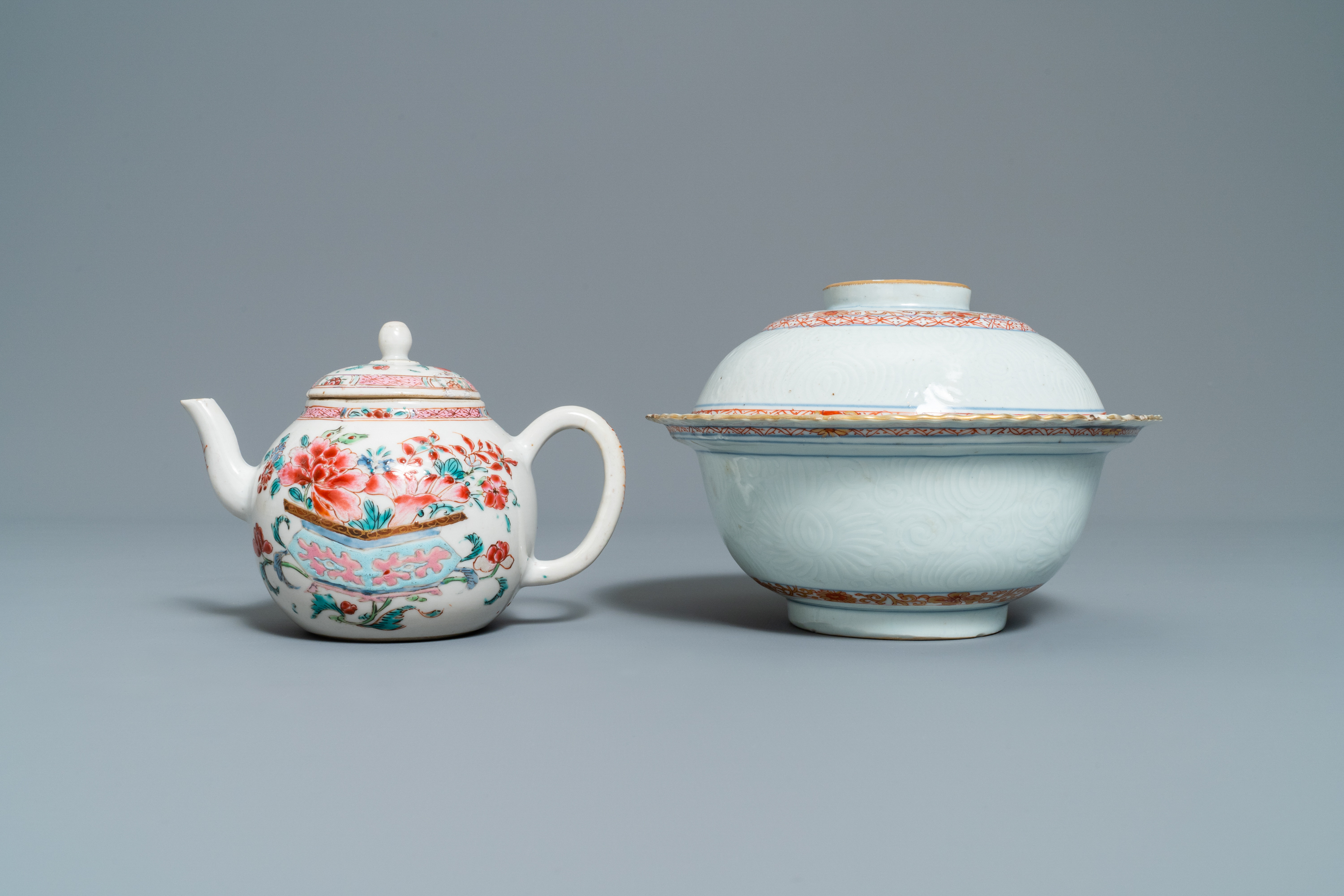 Five Chinese famille rose and iron-red wares, Kangxi/Qianlong - Image 10 of 13