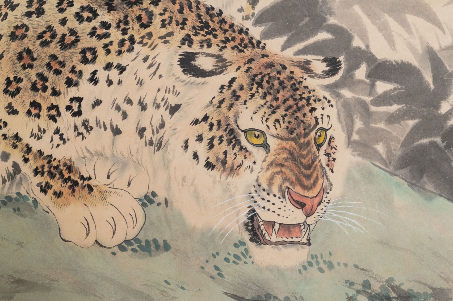 Liu Kuiling (China, 1885-1967), ink and colour on paper: 'Two leopards in a mountain landscape' - Bild 4 aus 6