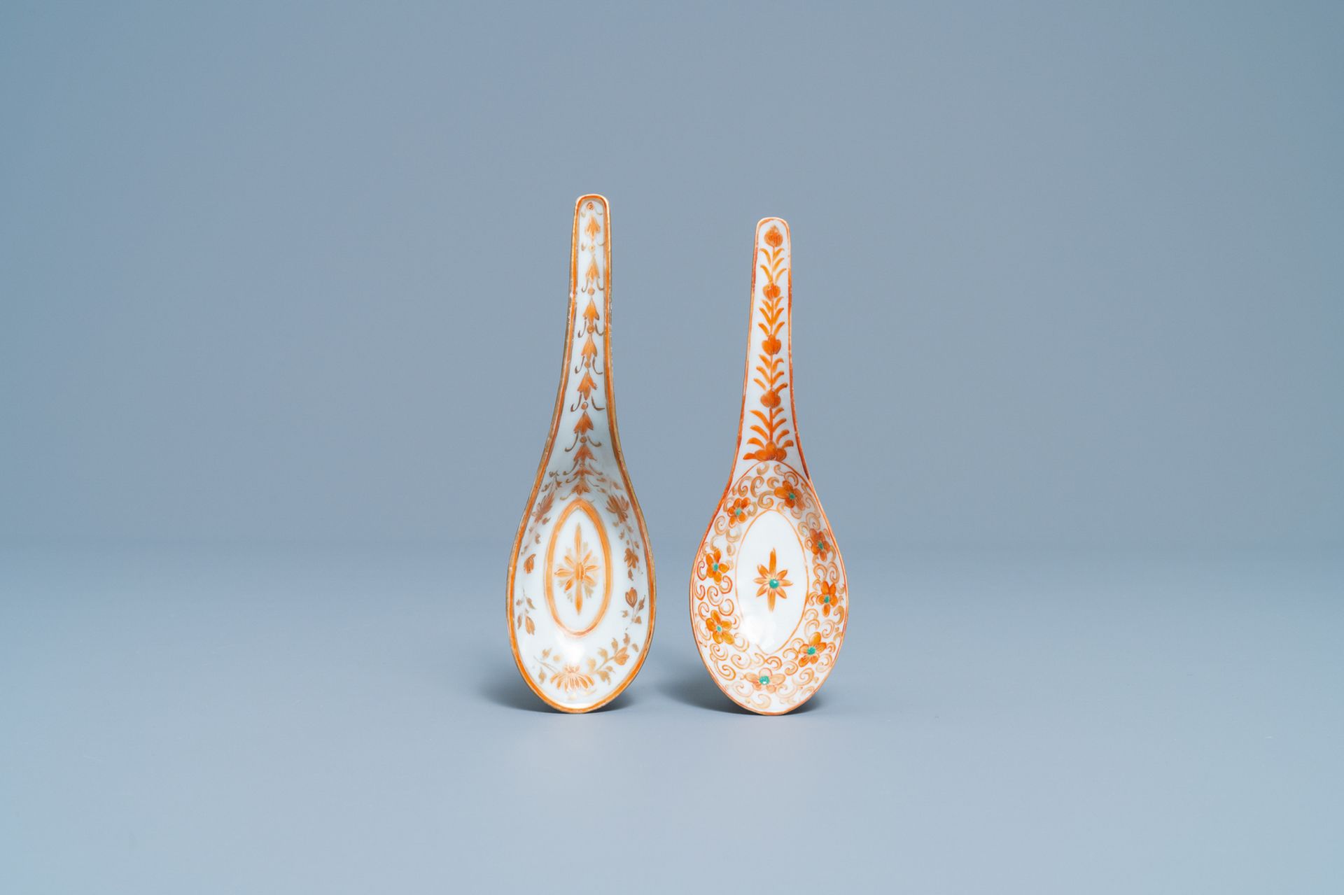 Two Chinese Thai market Lai Nam Thong spoons, 19th C. - Image 2 of 5
