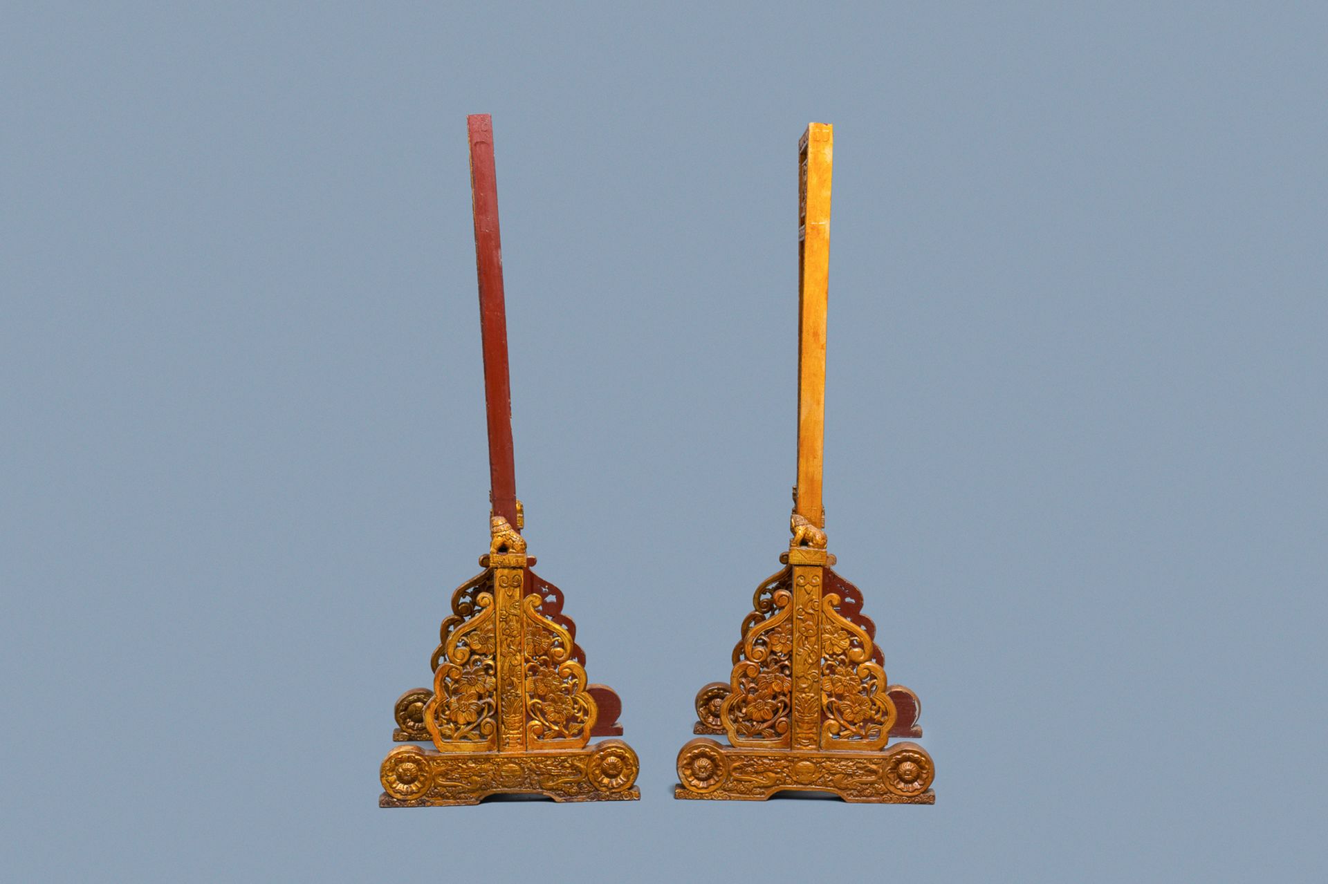 A pair of Chinese gilt carved wood screens for the Straits or Peranakan market, 19th C. - Image 3 of 12