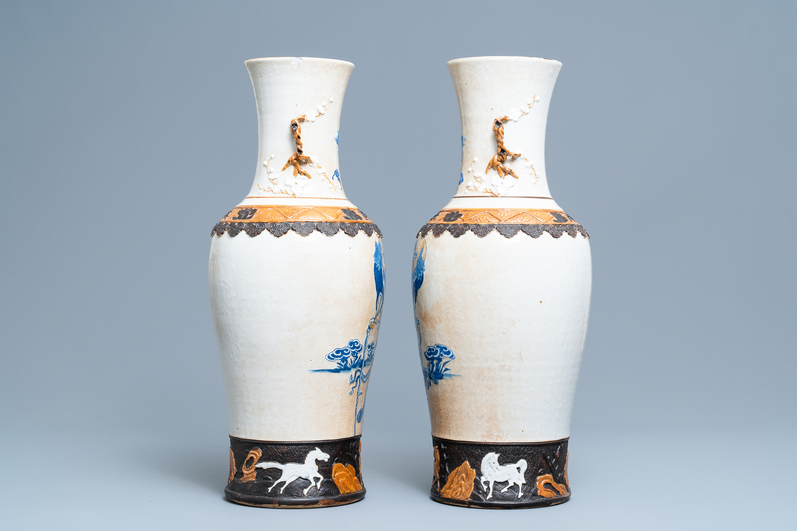 A pair of Chinese Nanking crackle-glazed vases with Li Tieguai, 19th C. - Image 4 of 6