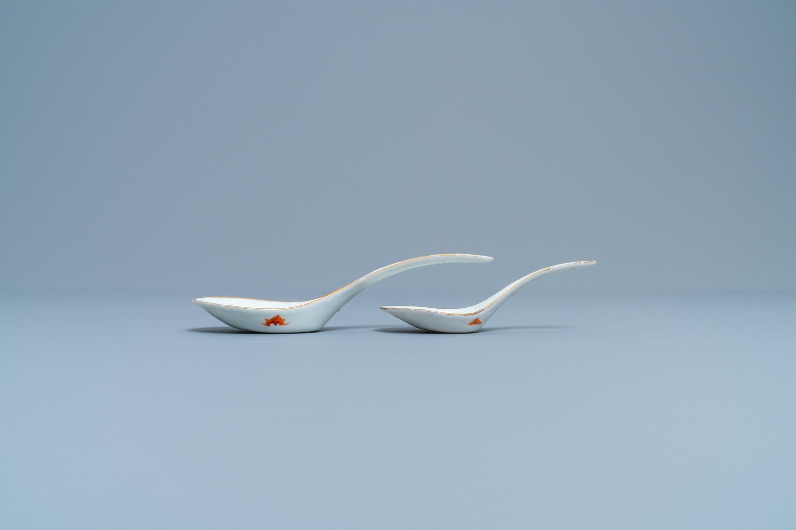 Two Chinese famille rose 'Wu Shuang Pu' spoons, Daoguang mark and of the period - Image 4 of 5