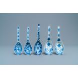 Five Chinese blue and white spoons, 19th C.