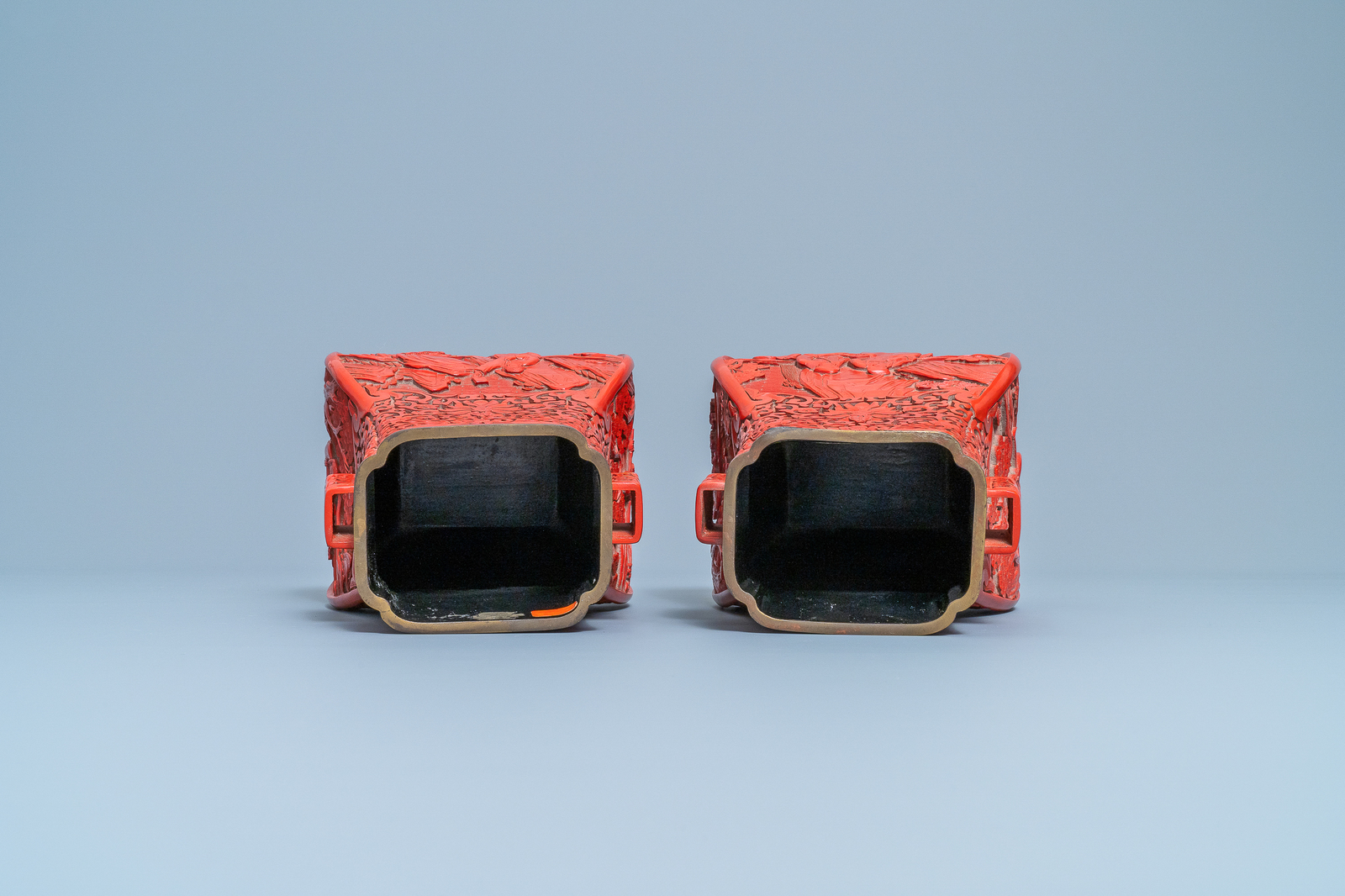 A pair of Chinese cinnabar lacquer 'Cultural Revolution' vases, 20th C. - Image 6 of 7