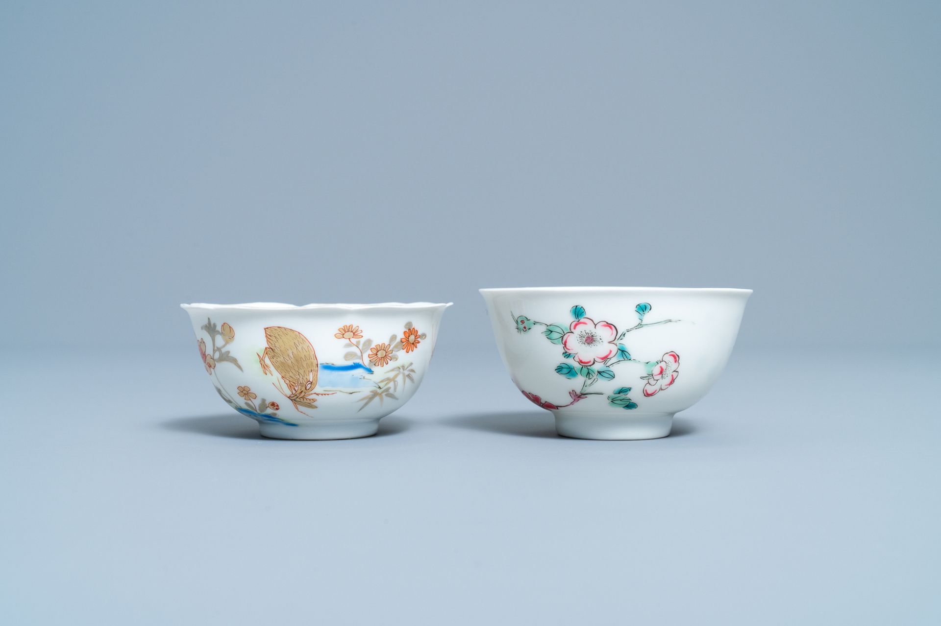 A Chinese gilt-decorated cup and saucer and a floral famille rose cup, Yongzheng - Image 6 of 9