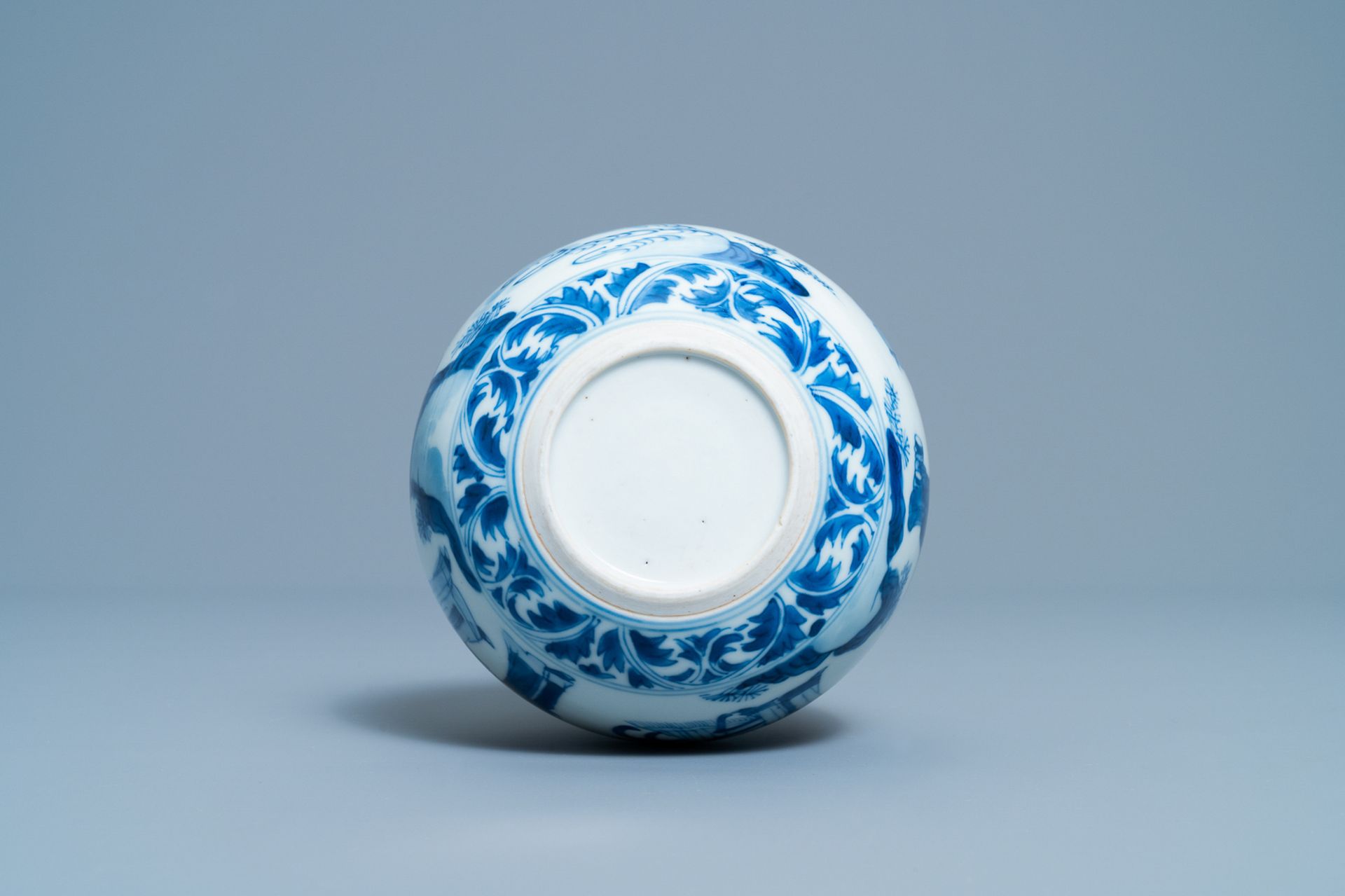 A Chinese blue and white huqqa base with a narrative design, Kangxi - Image 6 of 6