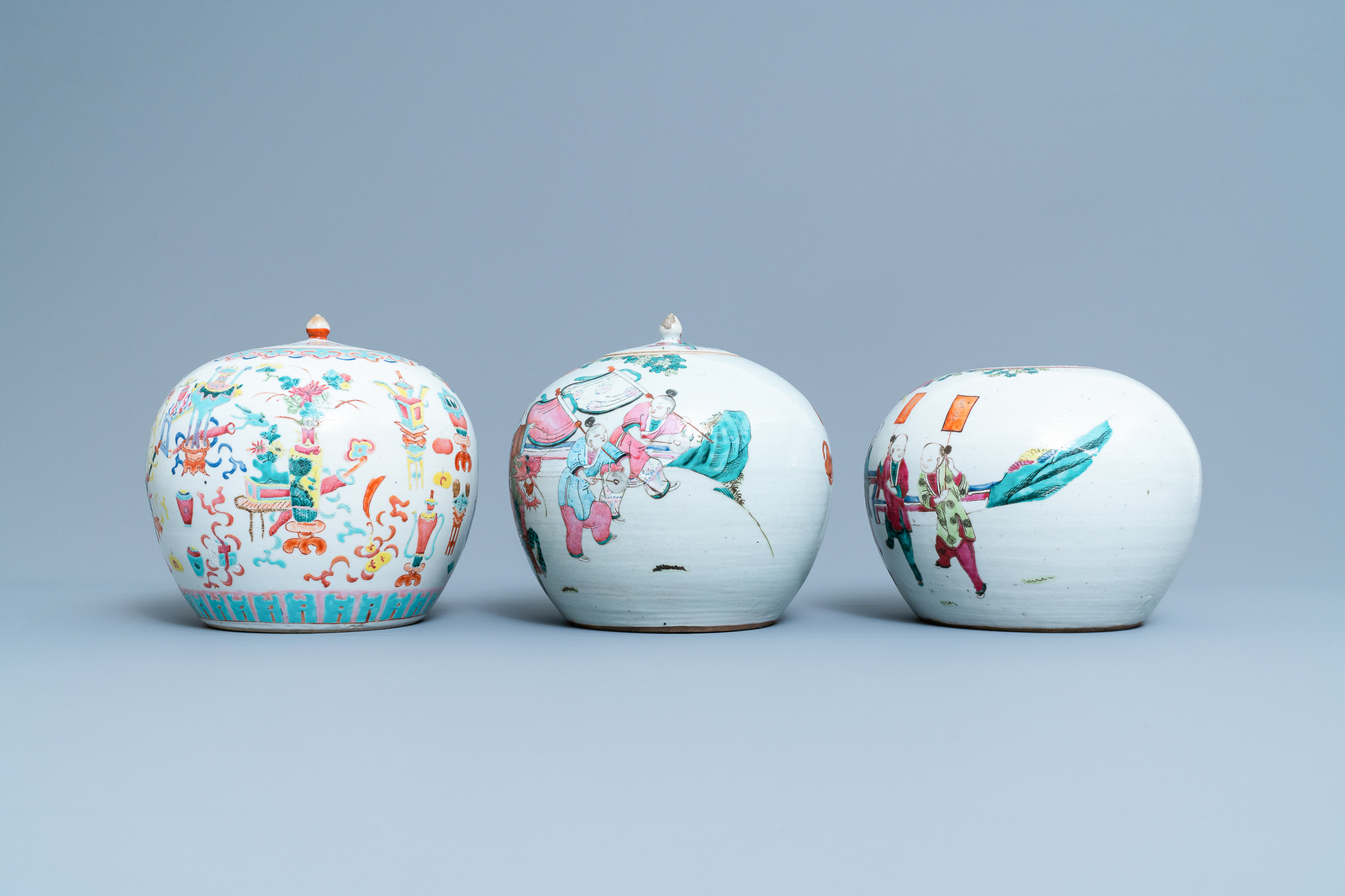 Three Chinese famille rose jars, 19th C. - Image 5 of 9