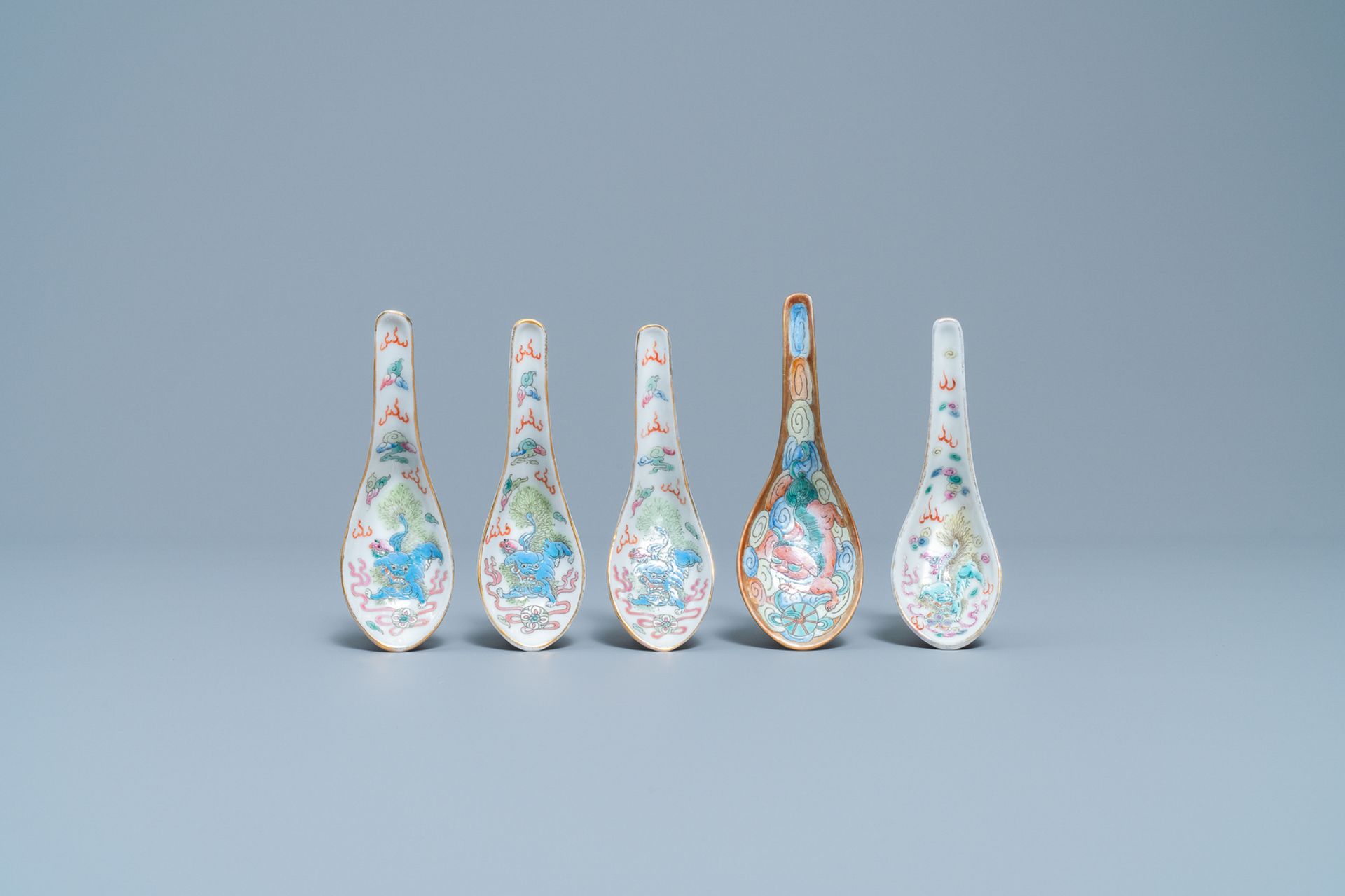 Five Chinese famille rose 'Buddhist lion' spoons, 19th C. - Image 2 of 5
