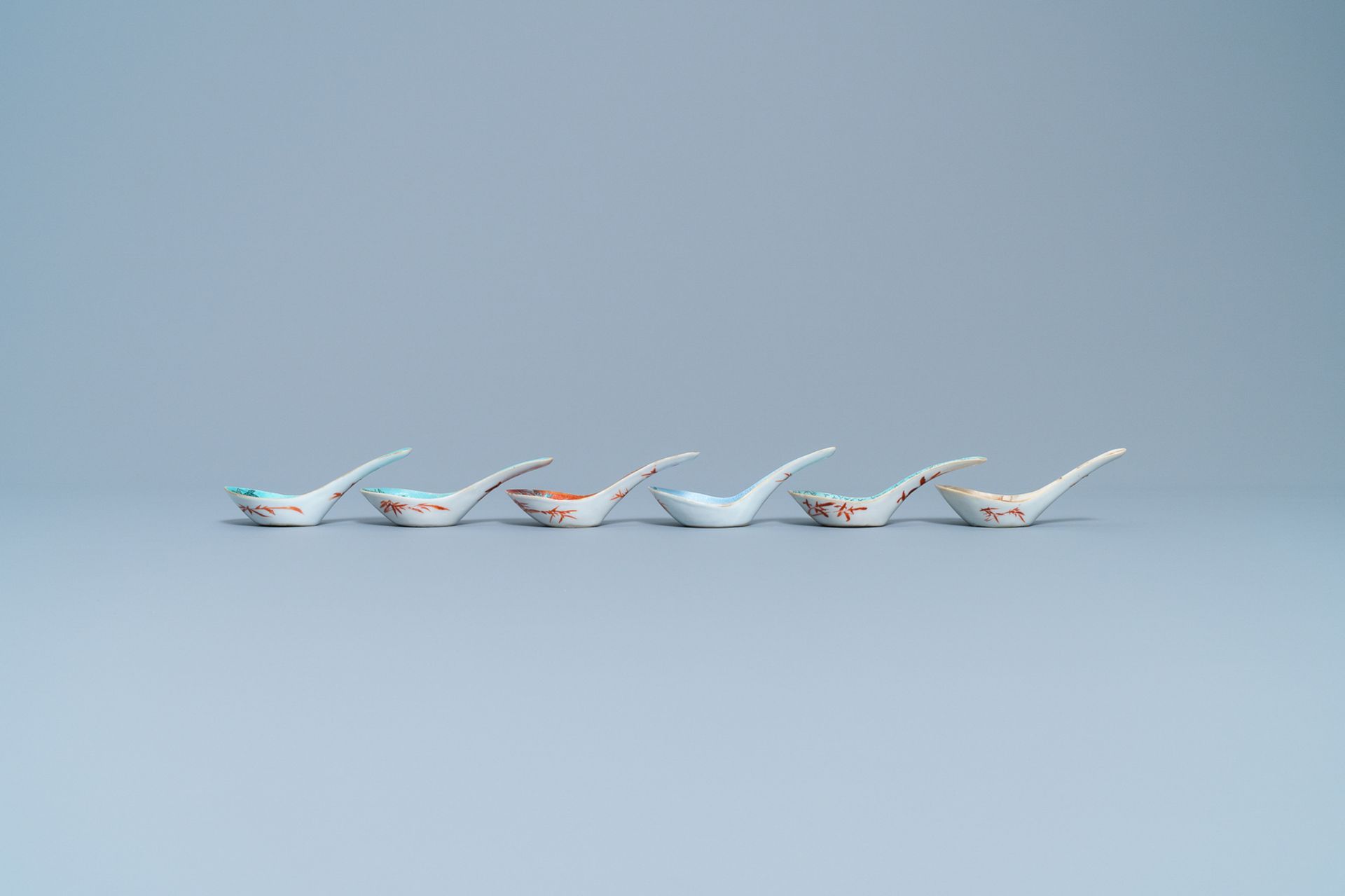 Six various Chinese enamelled spoons, 19/20th C. - Image 4 of 5