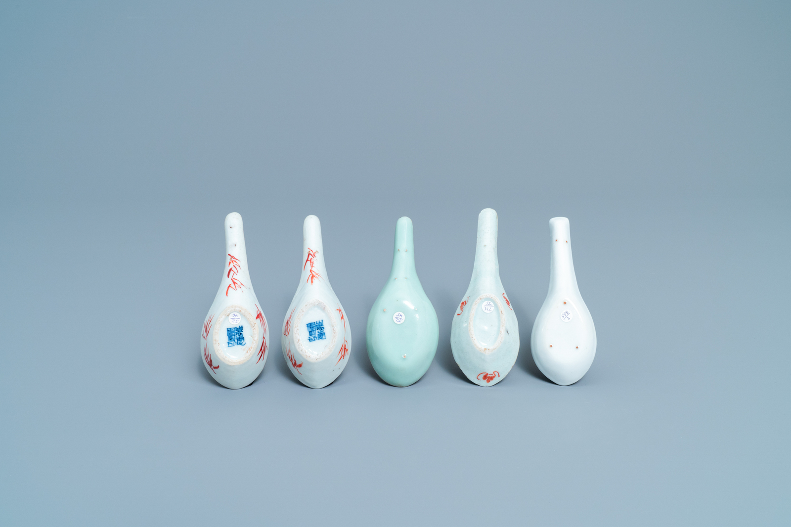 Five Chinese polychrome spoons, 19/20th C. - Image 2 of 4