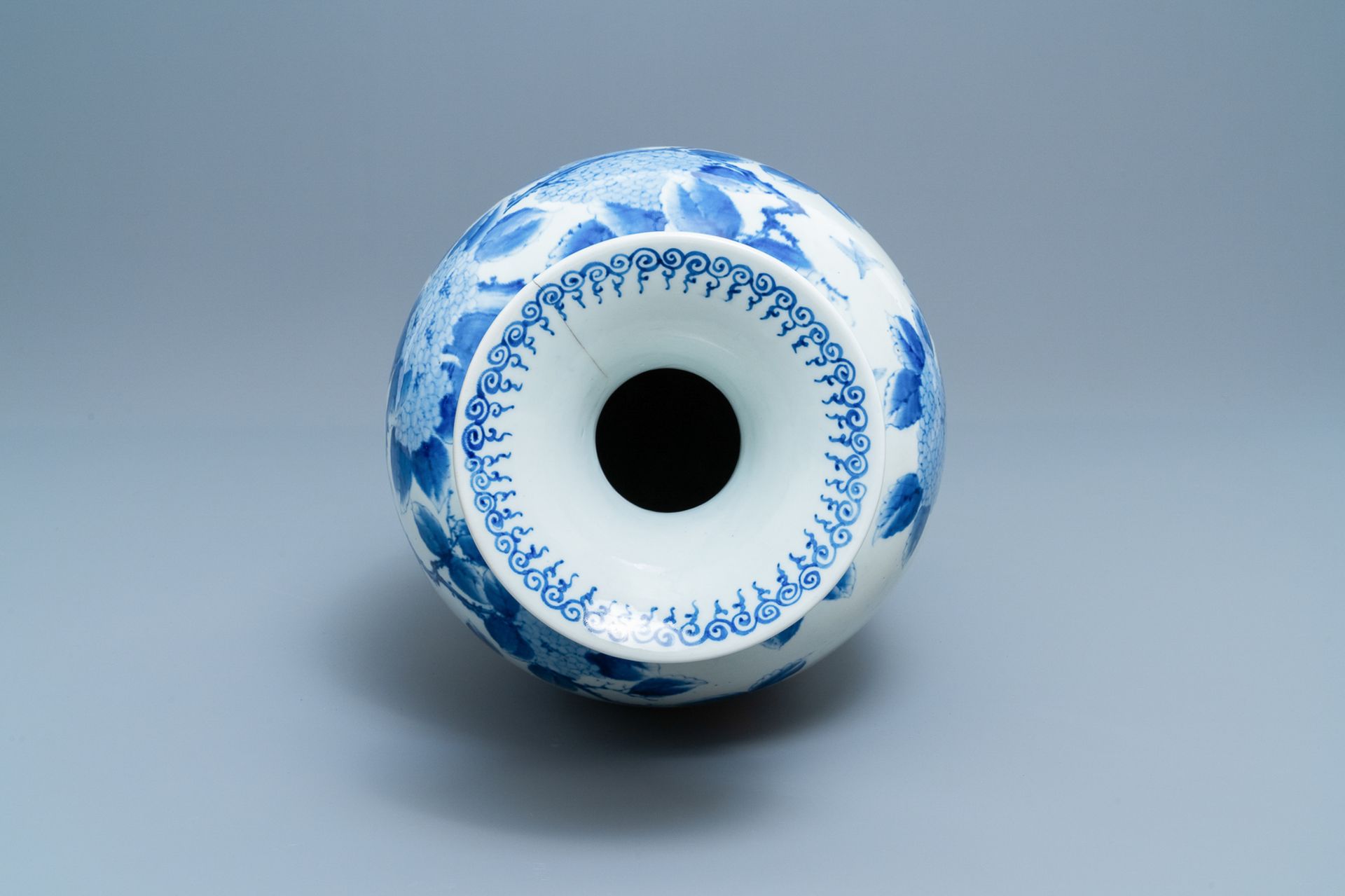 A large Japanese blue and white Arita vase, Meiji, 19th C. - Image 5 of 6